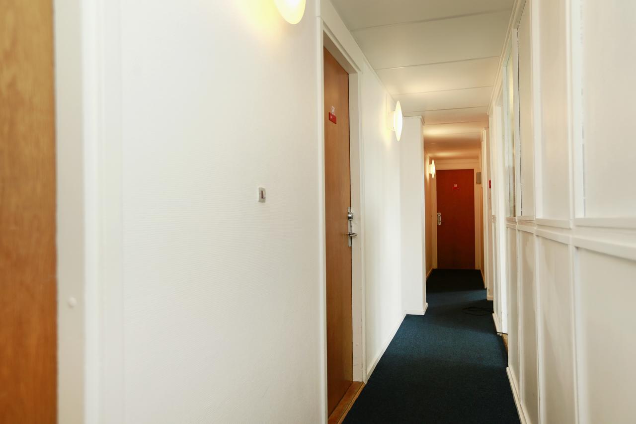 Twin Room 5th floor No Lift