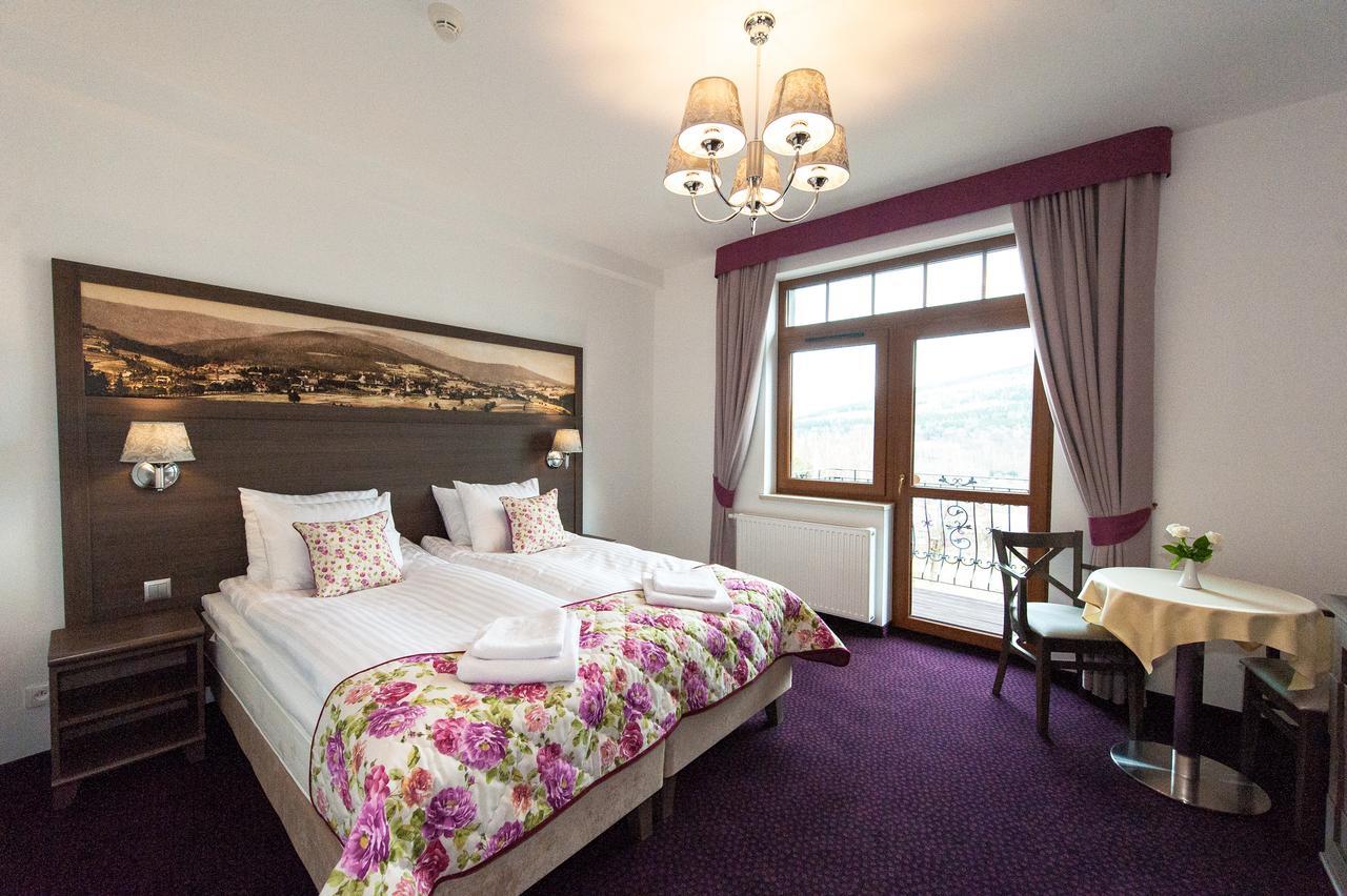 Double Room,1722994619:JPEG