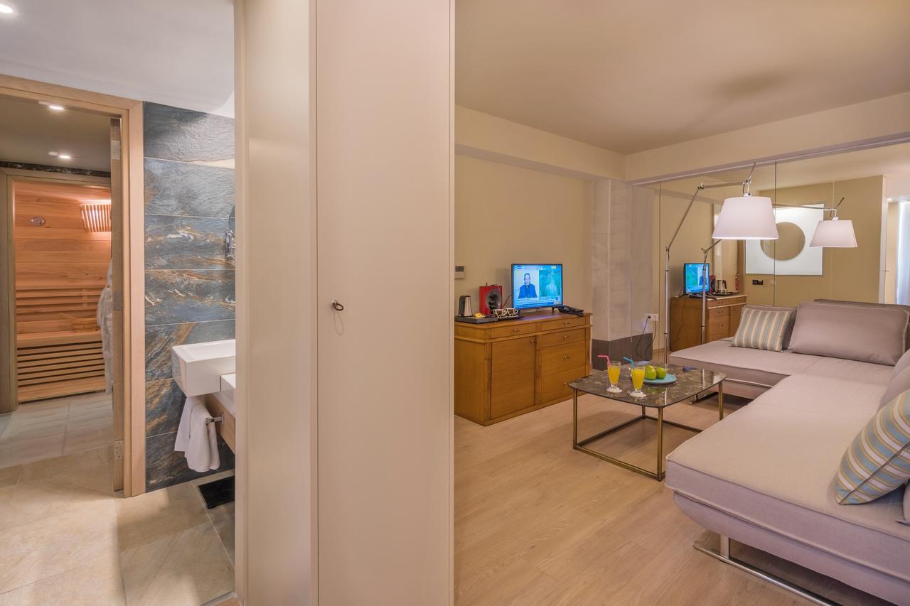 Executive Suite Sea View-Private Pool Sauna