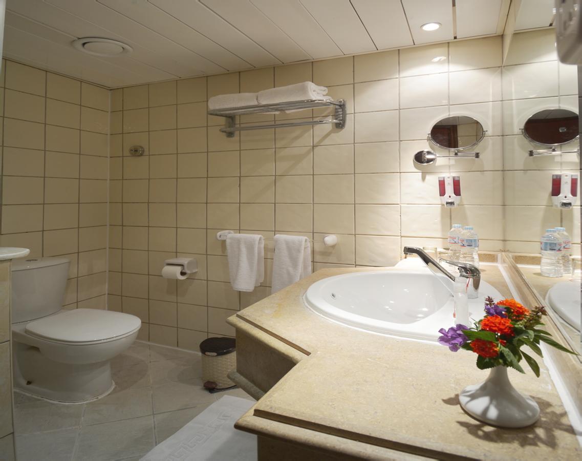 Verginia Triple Room