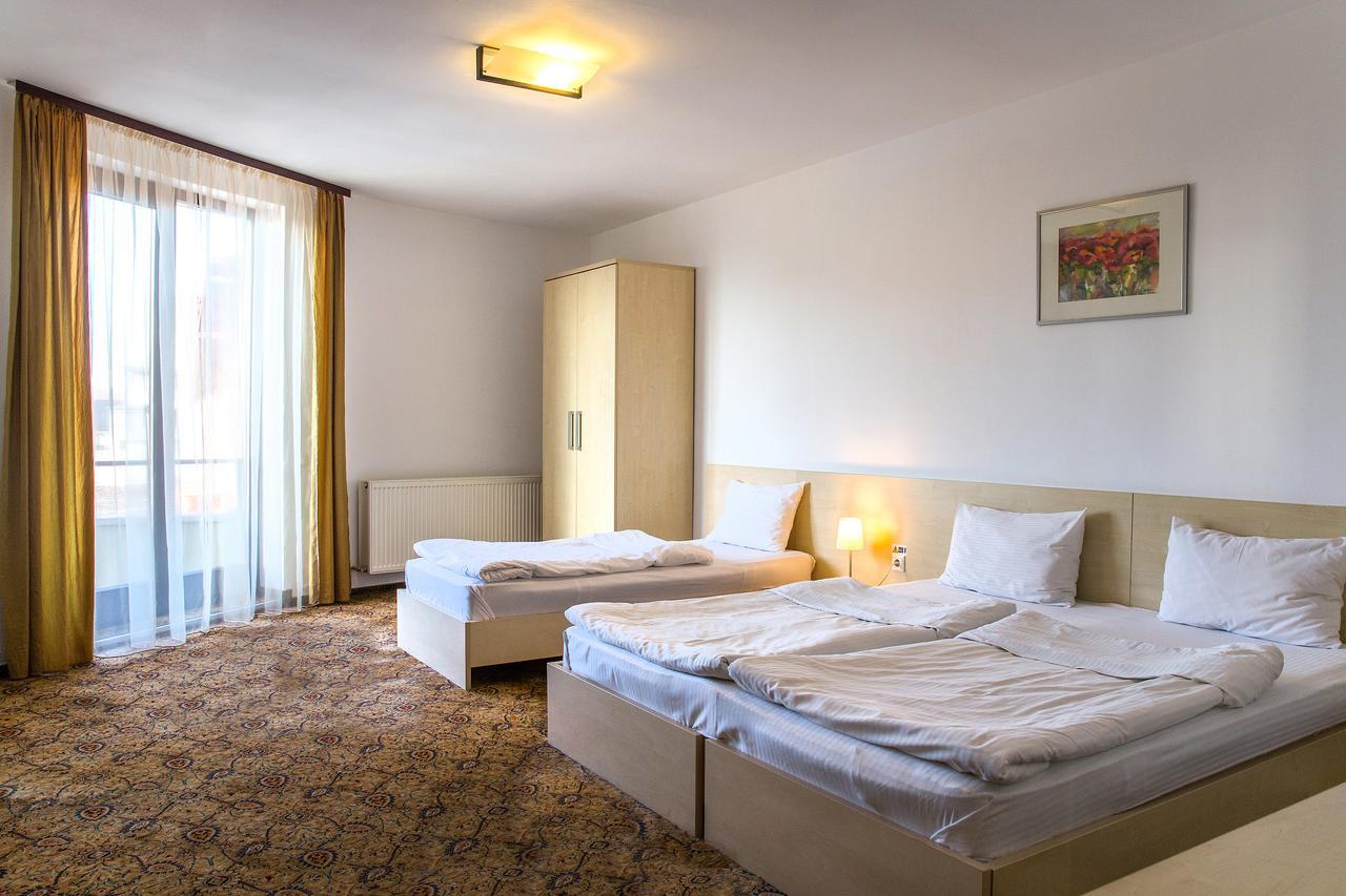 Triple Room Balcony