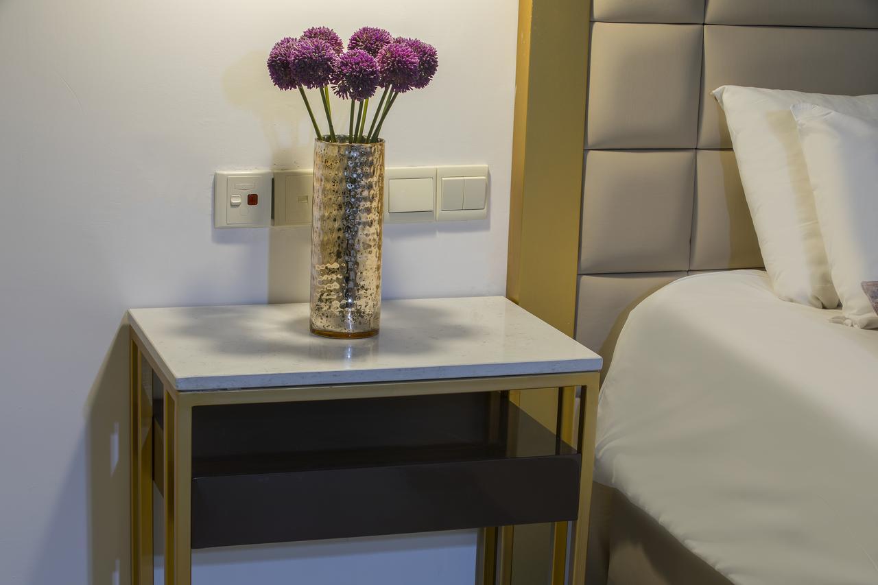 Double or Twin Room Front Sea View