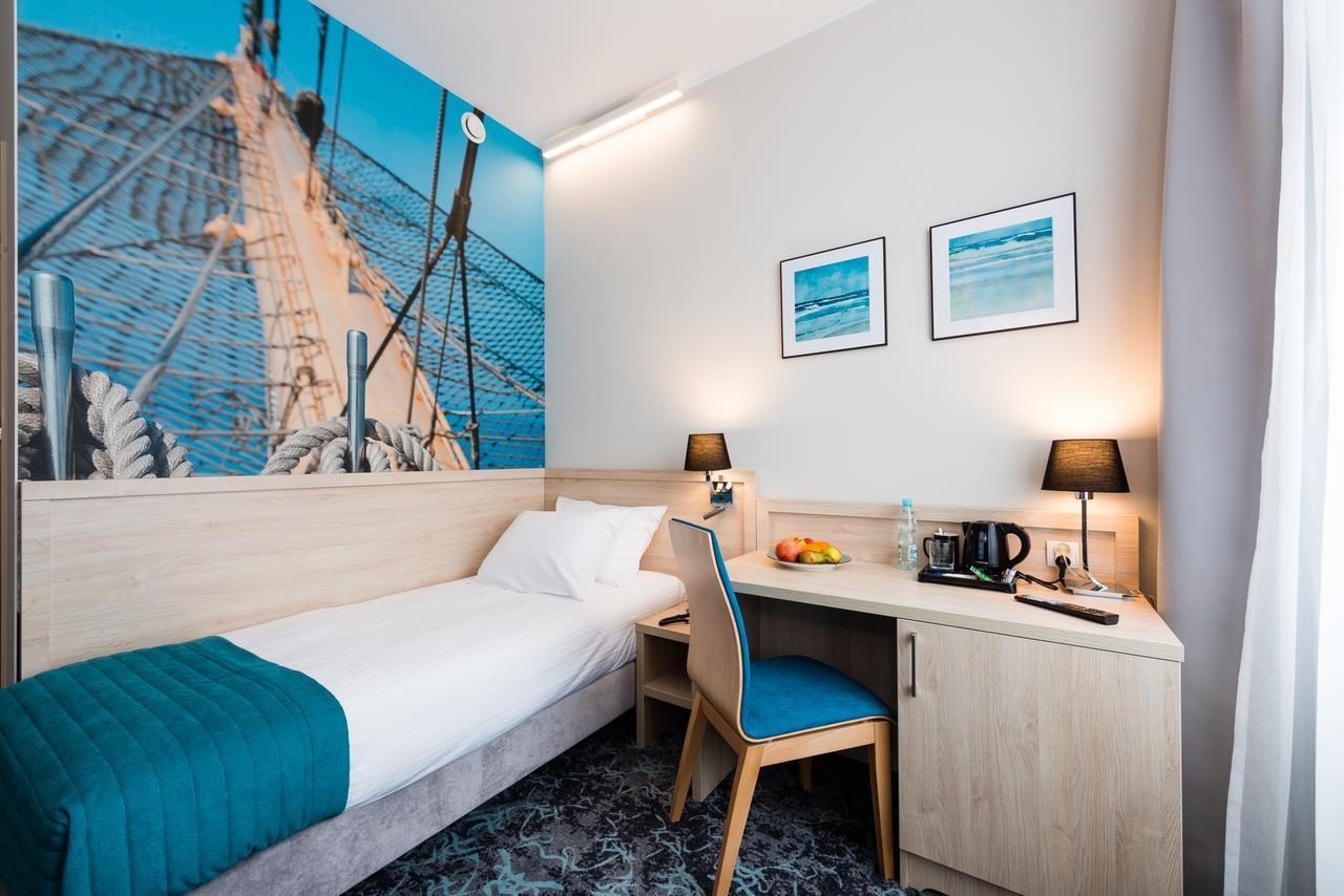 Single Room,644173455:JPEG