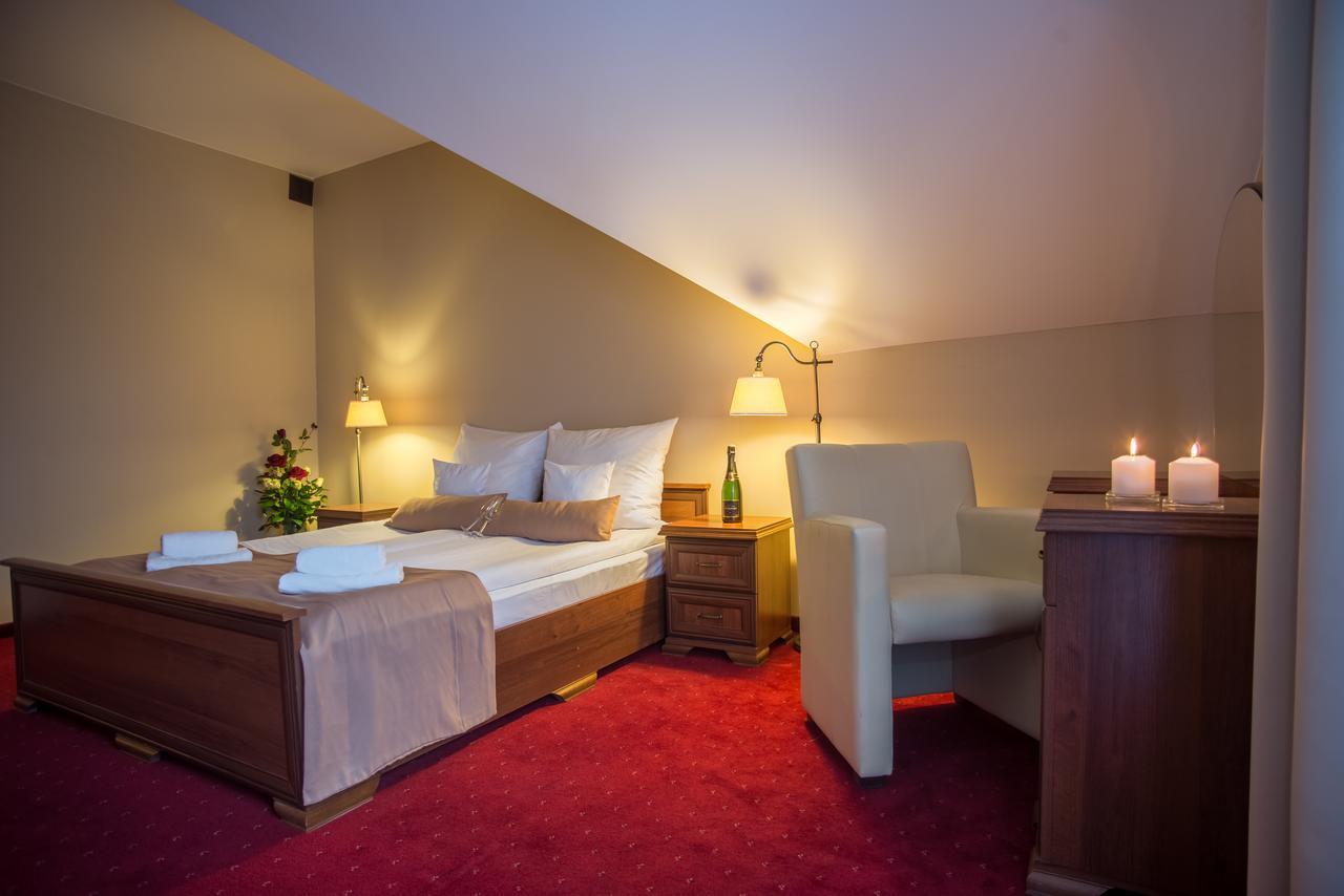 Deluxe Double Room,644871543:JPEG