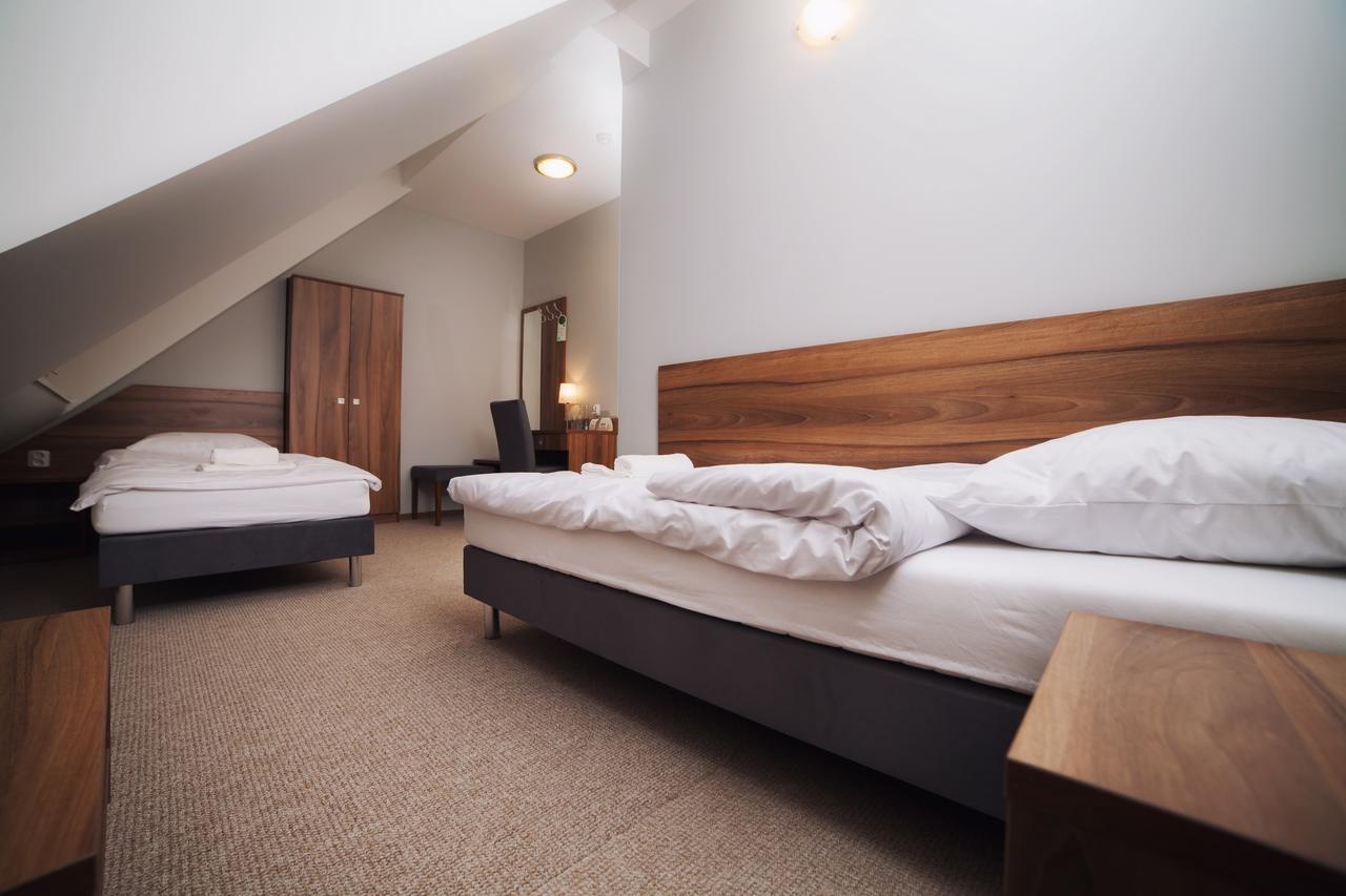 Deluxe Twin Room,646459899:JPEG