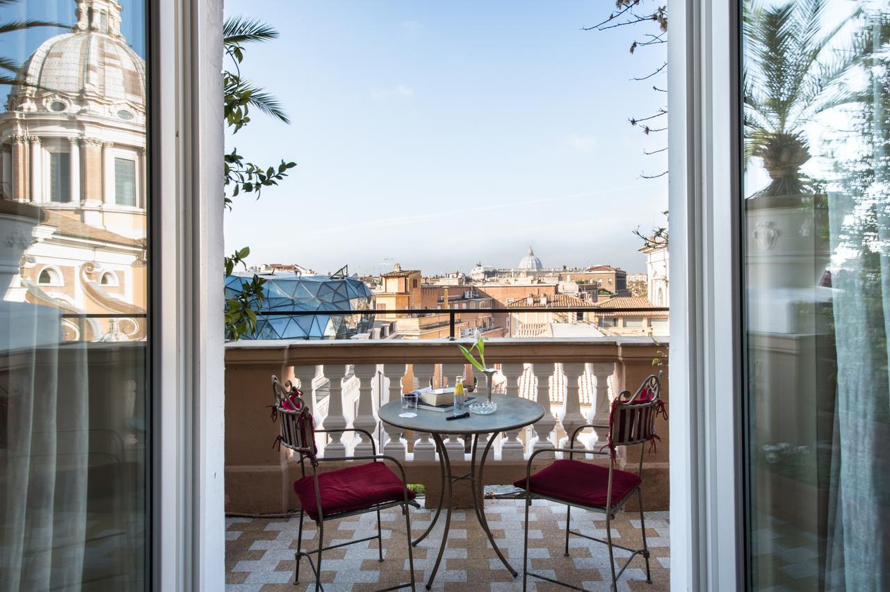 Apartament Prezydencki z widokiem na bazylikę San Carlo al Corso