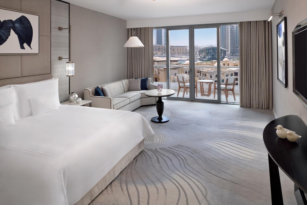 Club Burj Khalifa & Fountain View Room with Balcony and Lounge Access,657431112:JPEG