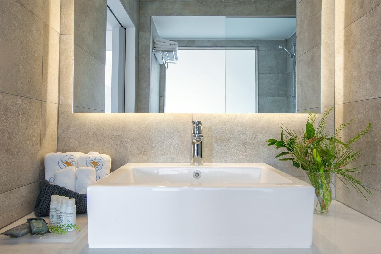 Superior Double or Twin Room Side Sea View