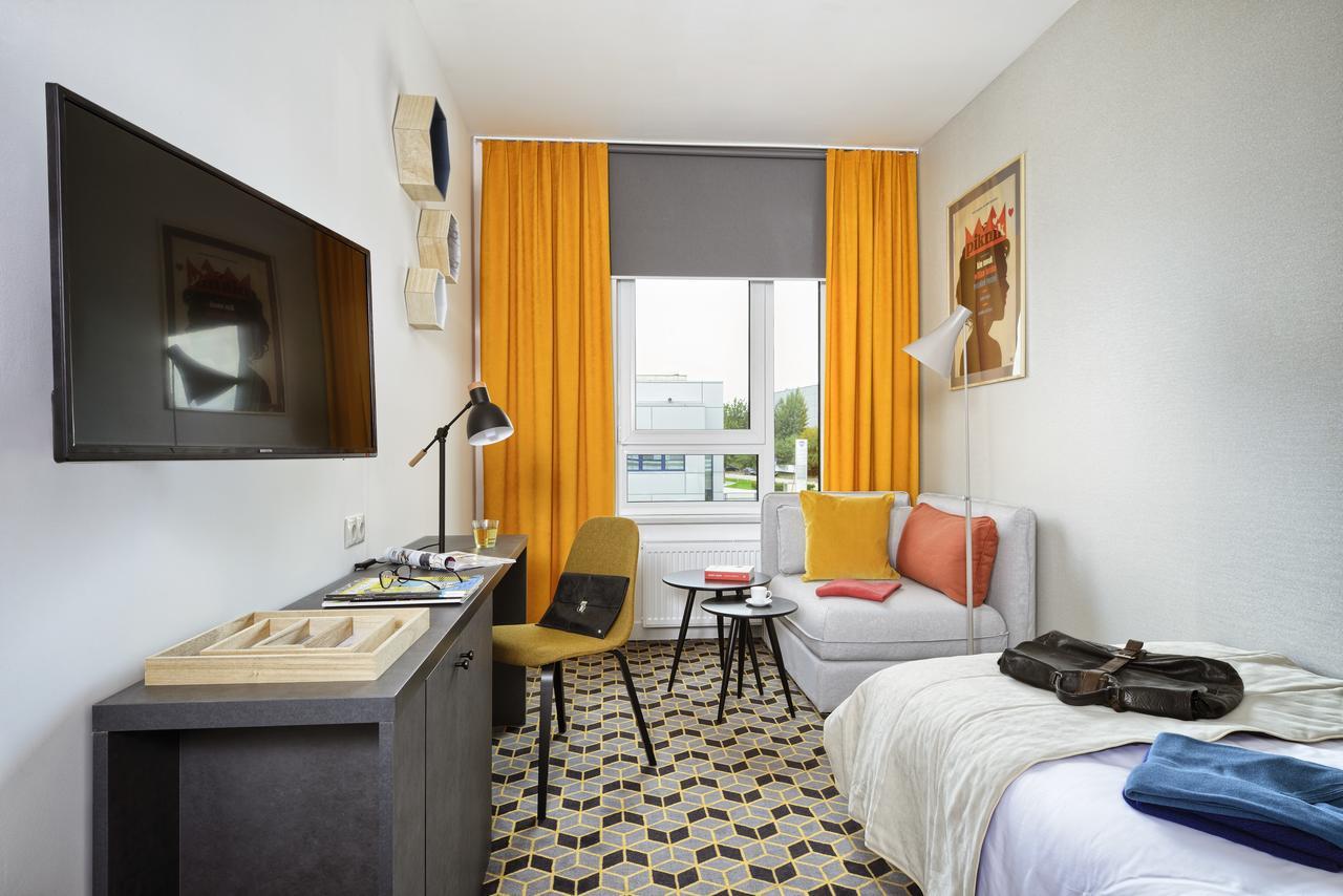 Standard Single Room,662343258:JPEG