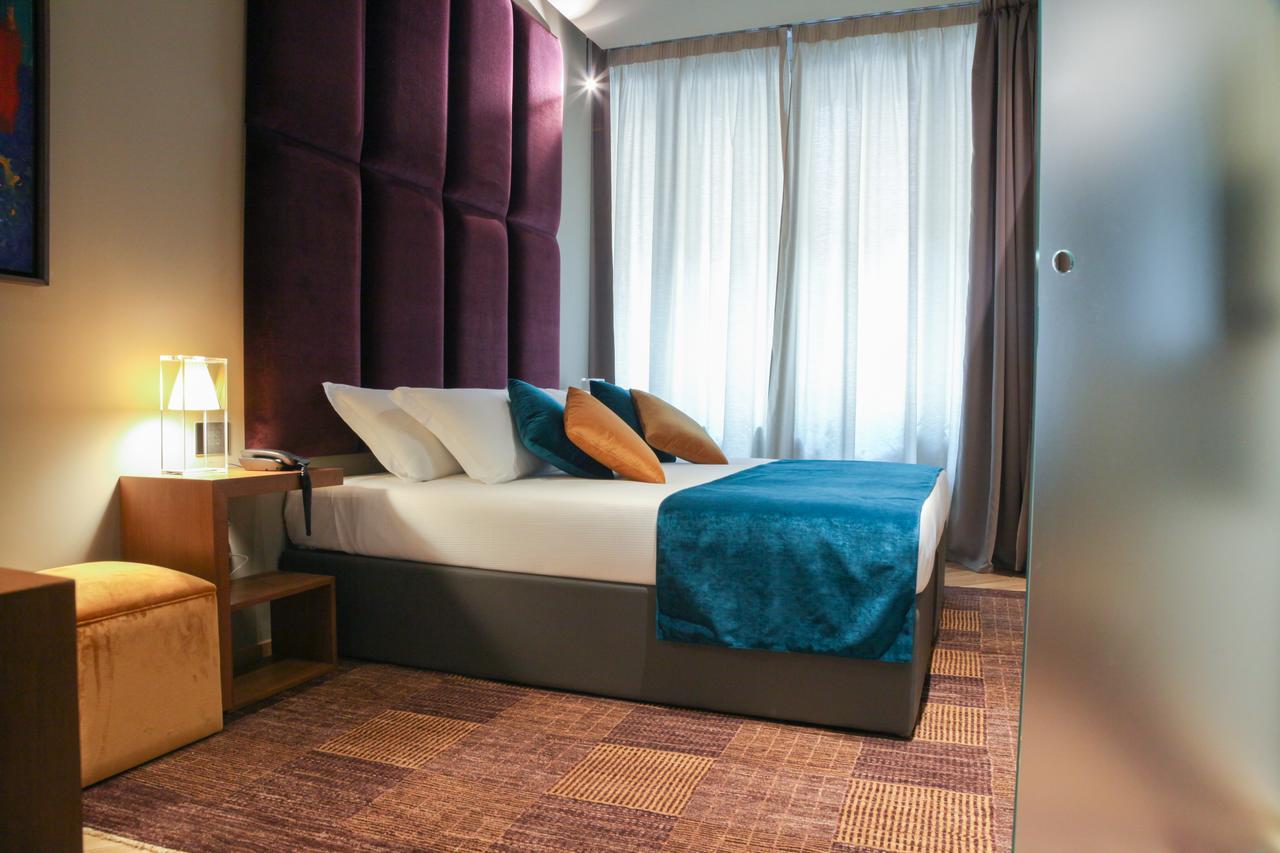 Deluxe Double Room,662522127:JPEG