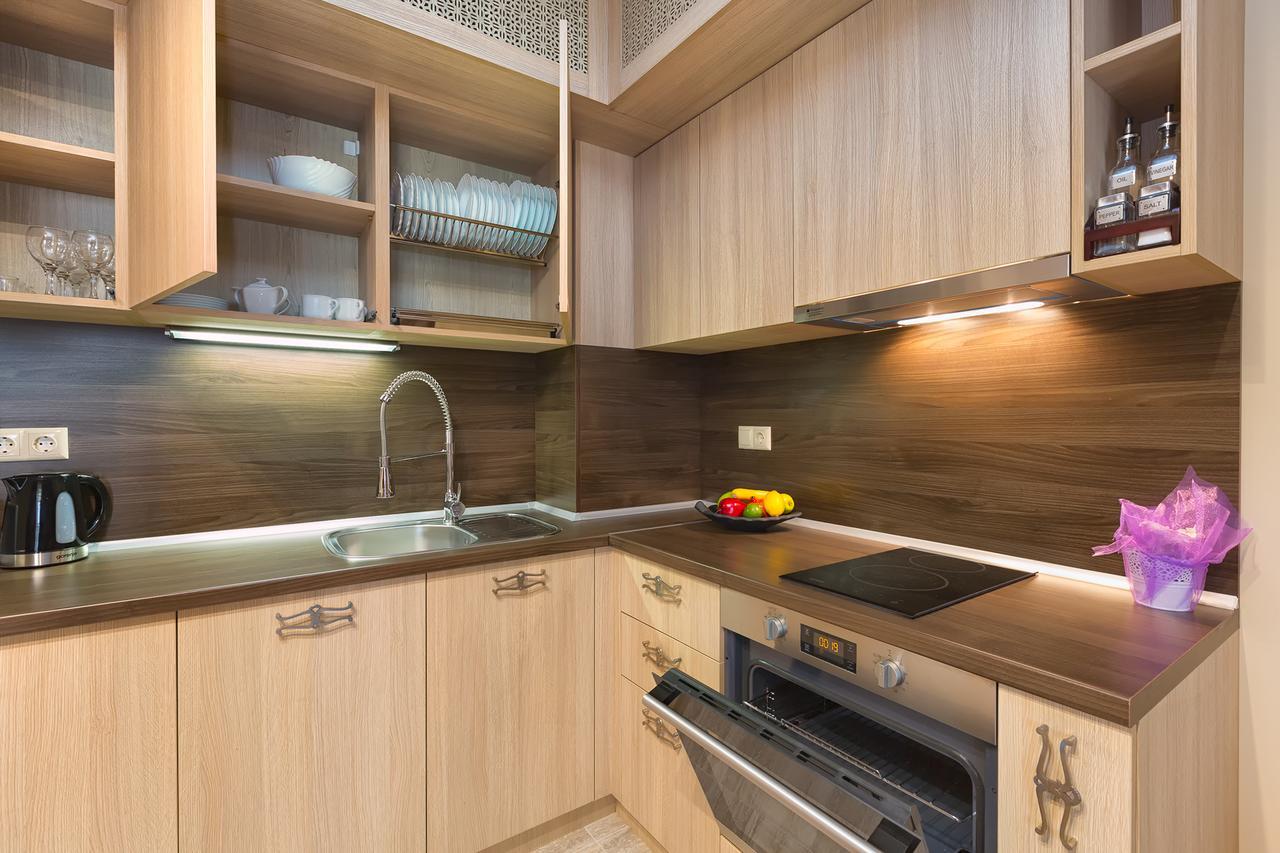 Apartament z 1 sypialnią, balkonem i widokiem na basen