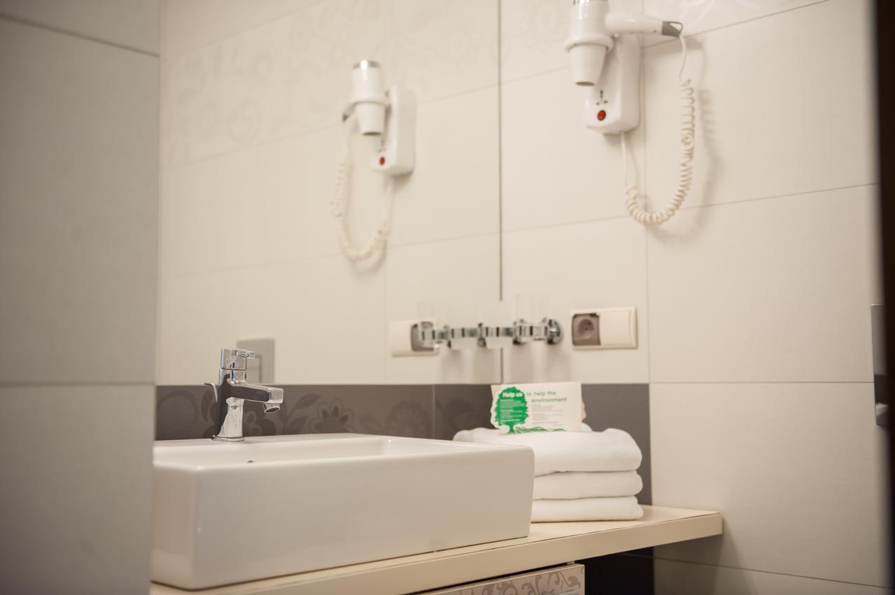 Comfort Apartment with Balcony,737789068:JPEG