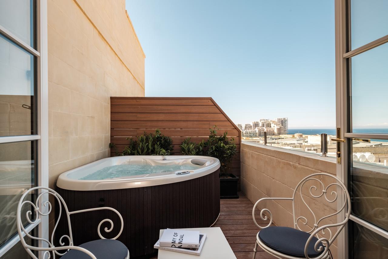Suite Hot Tub