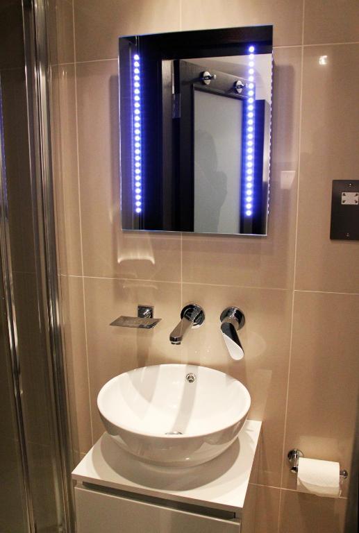 Single Room,1174599291:JPEG