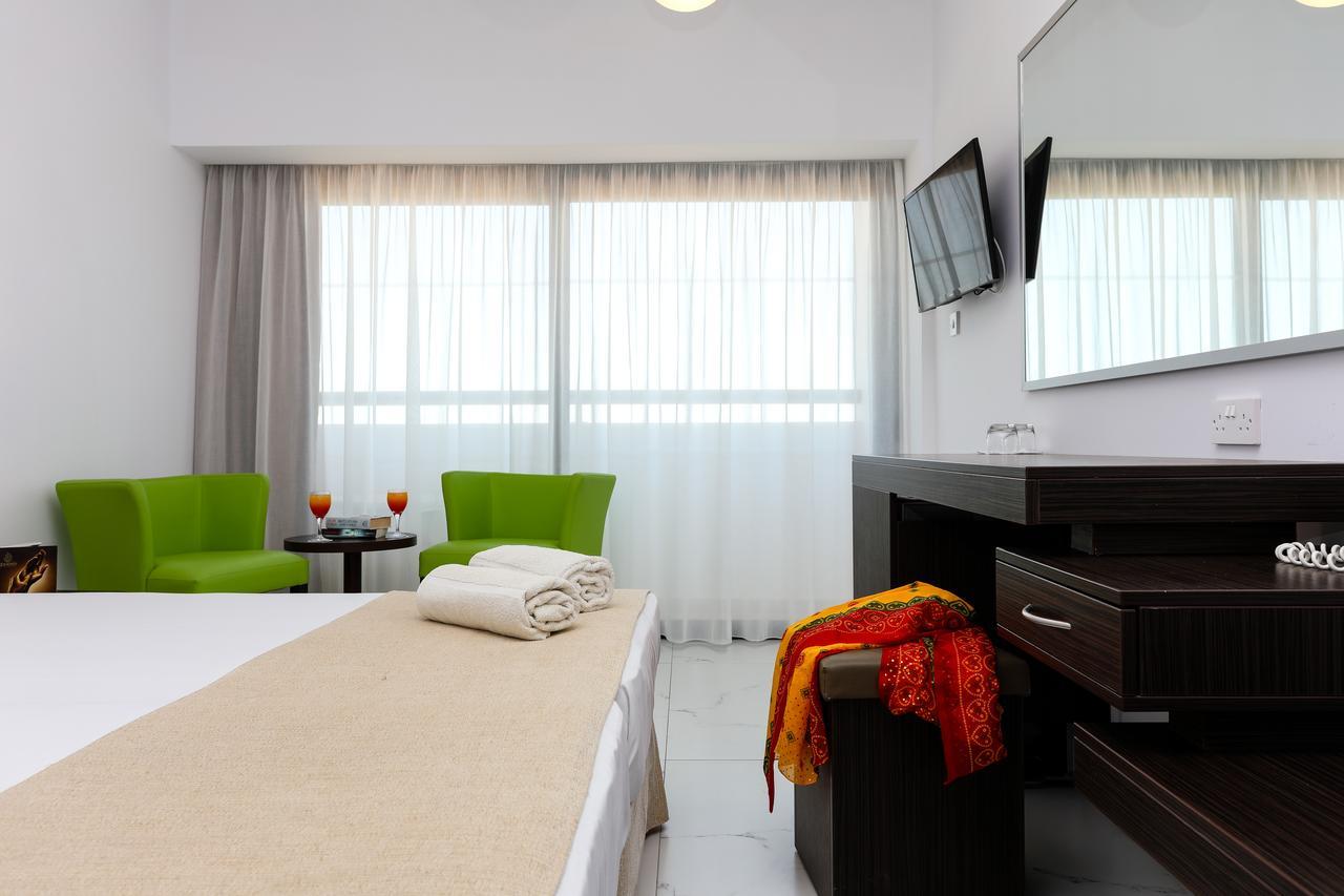 Superior Double or Twin Room Sea View