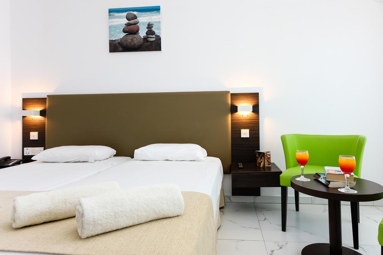 Superior Double or Twin Room Inland View