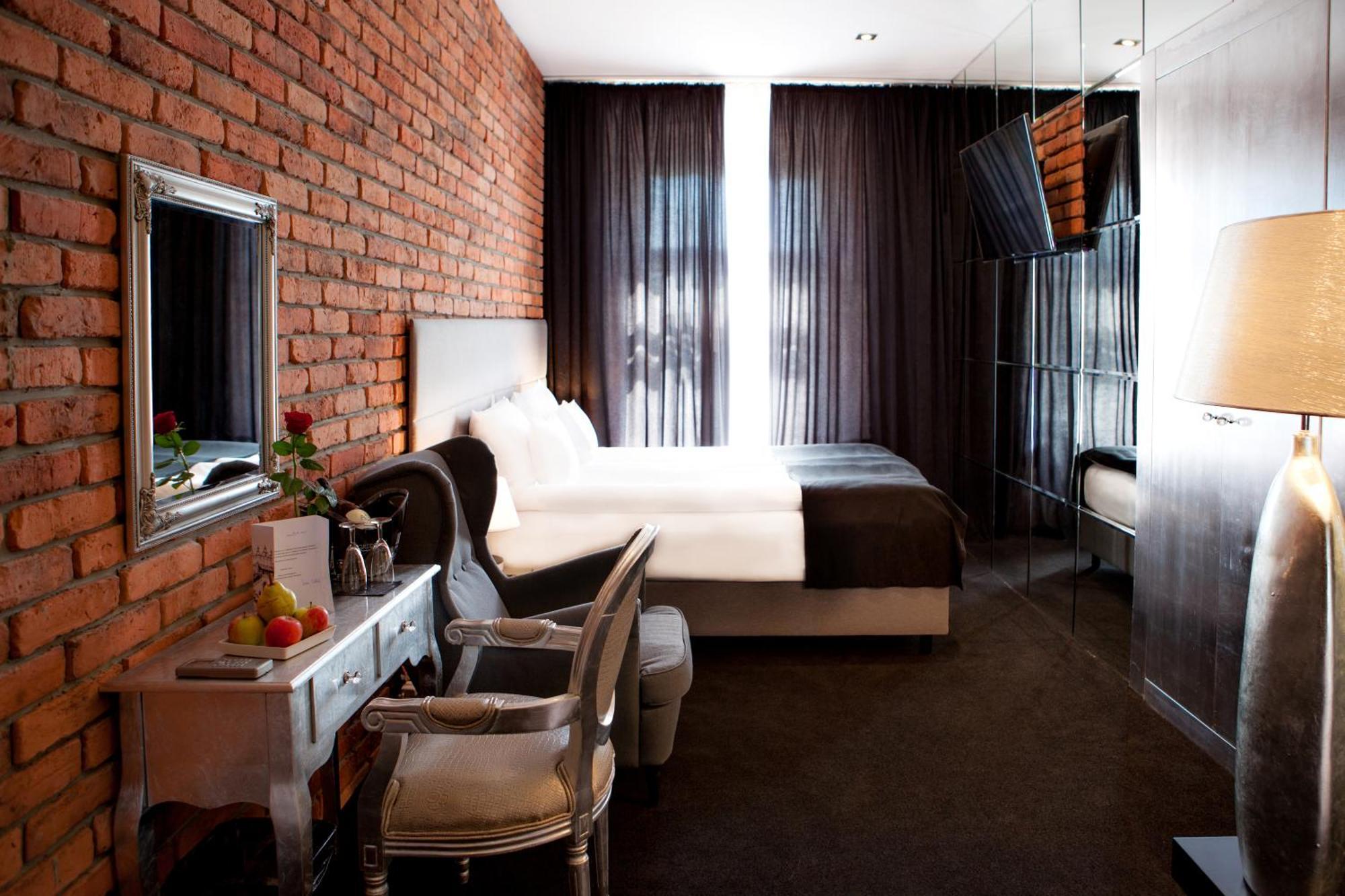 Deluxe Double Room Main Market Square View