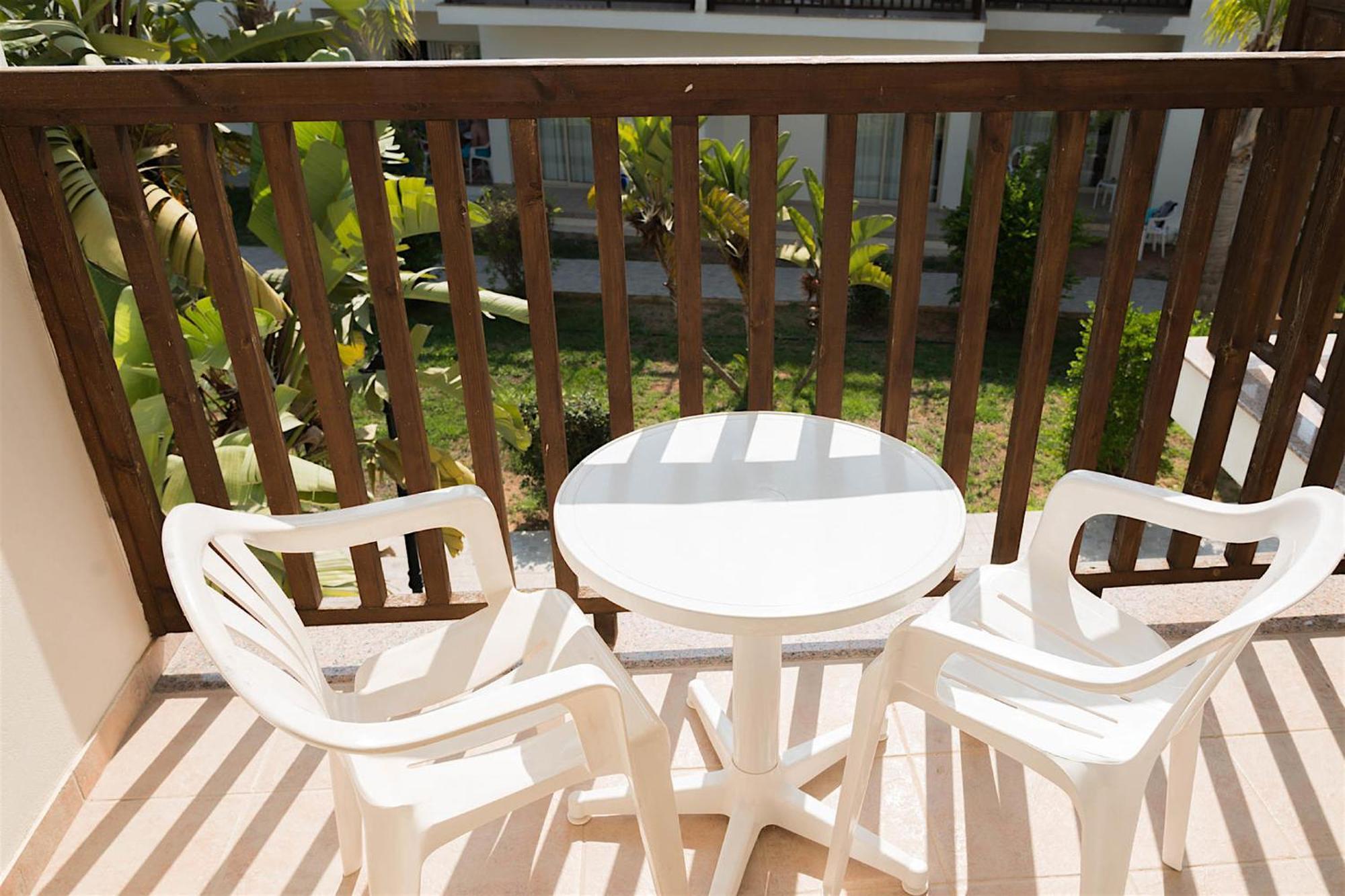 Superior suite Inland View