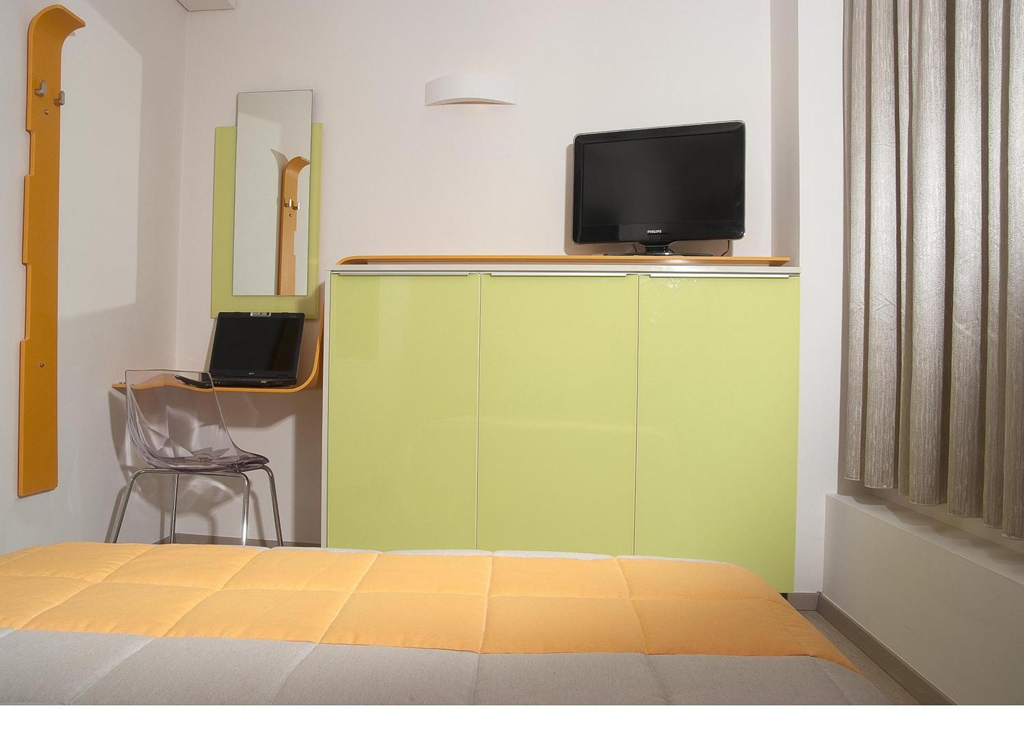 Small Economy Double Room,1125135141:JPEG