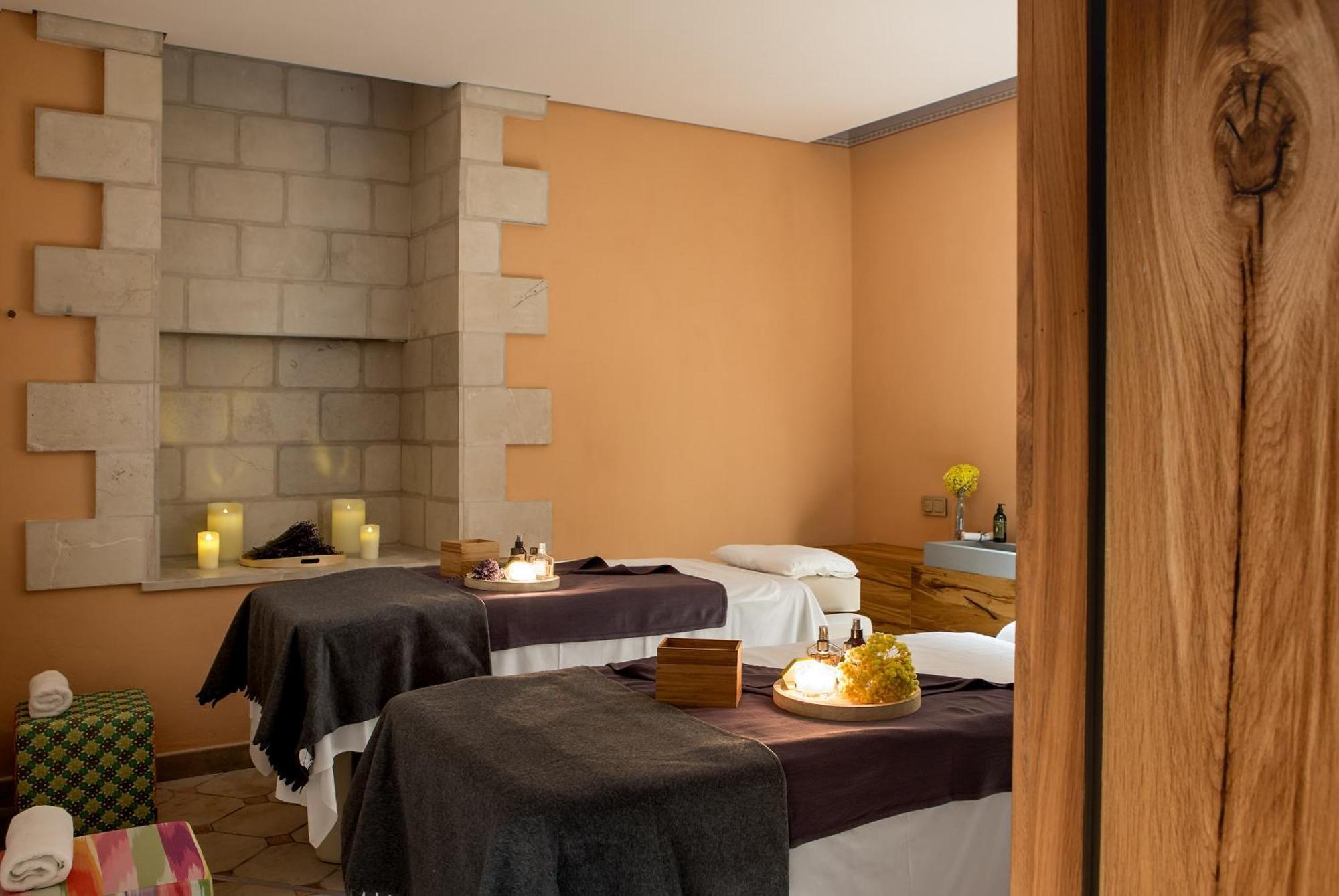 Pokój dwuosobowy z pakietem spa