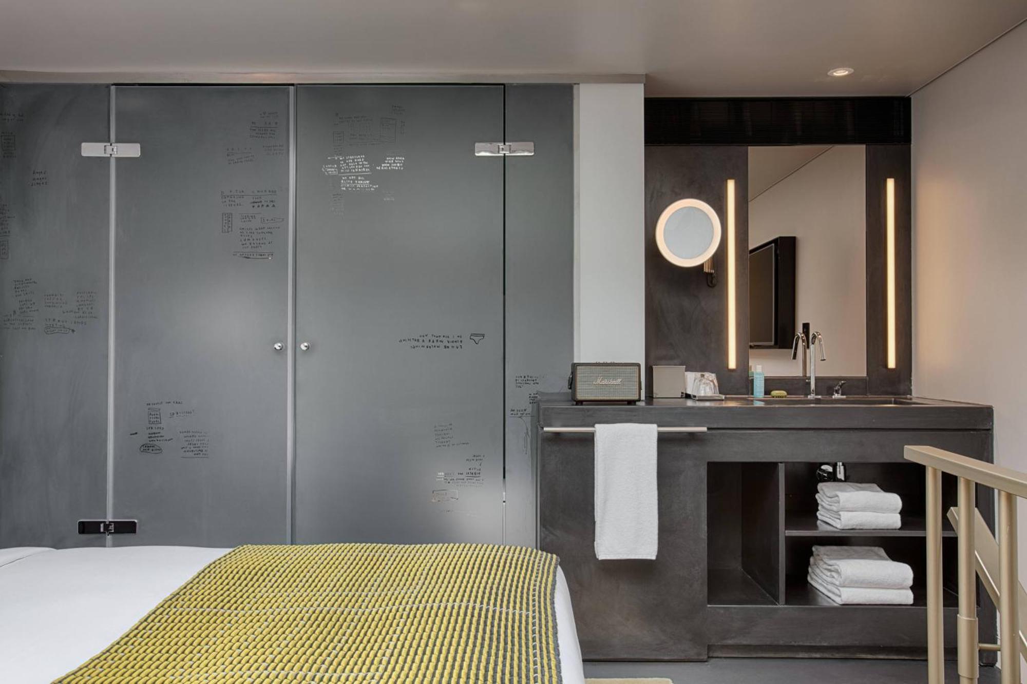 Studio Loft Suite Bank 1 Bedroom Bi-level Loft Loft 1 King