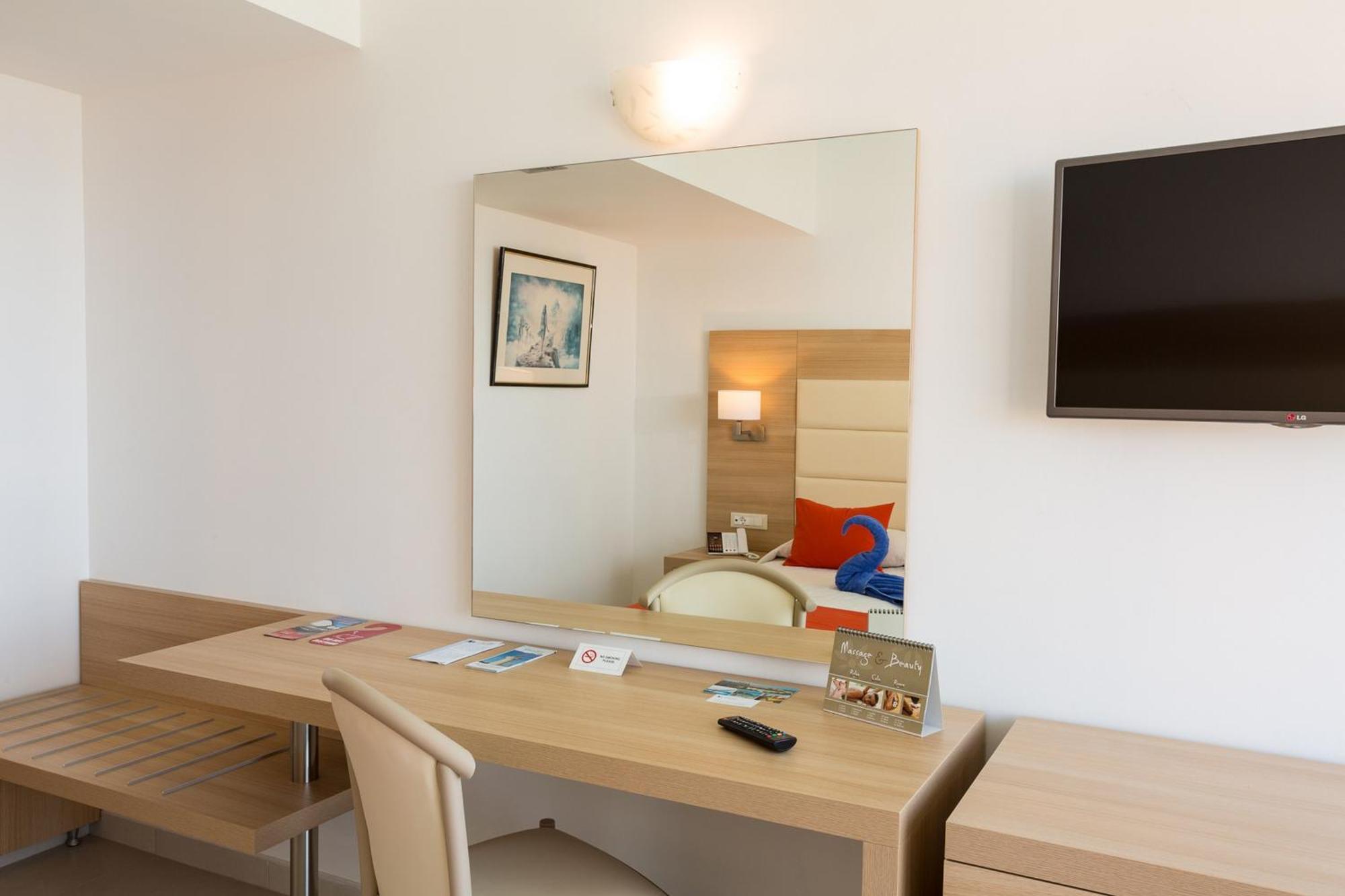 Superior Twin Room Sea View