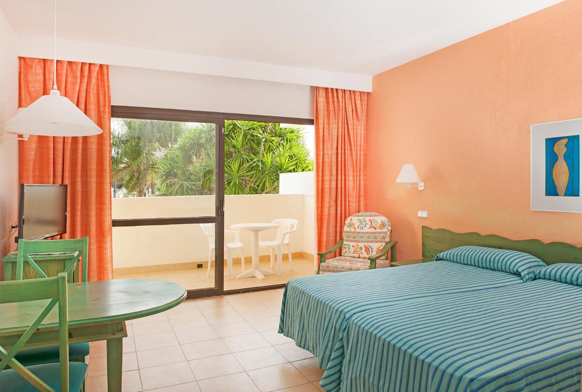 Studio with Sea View (2 Adults),684873831:JPEG