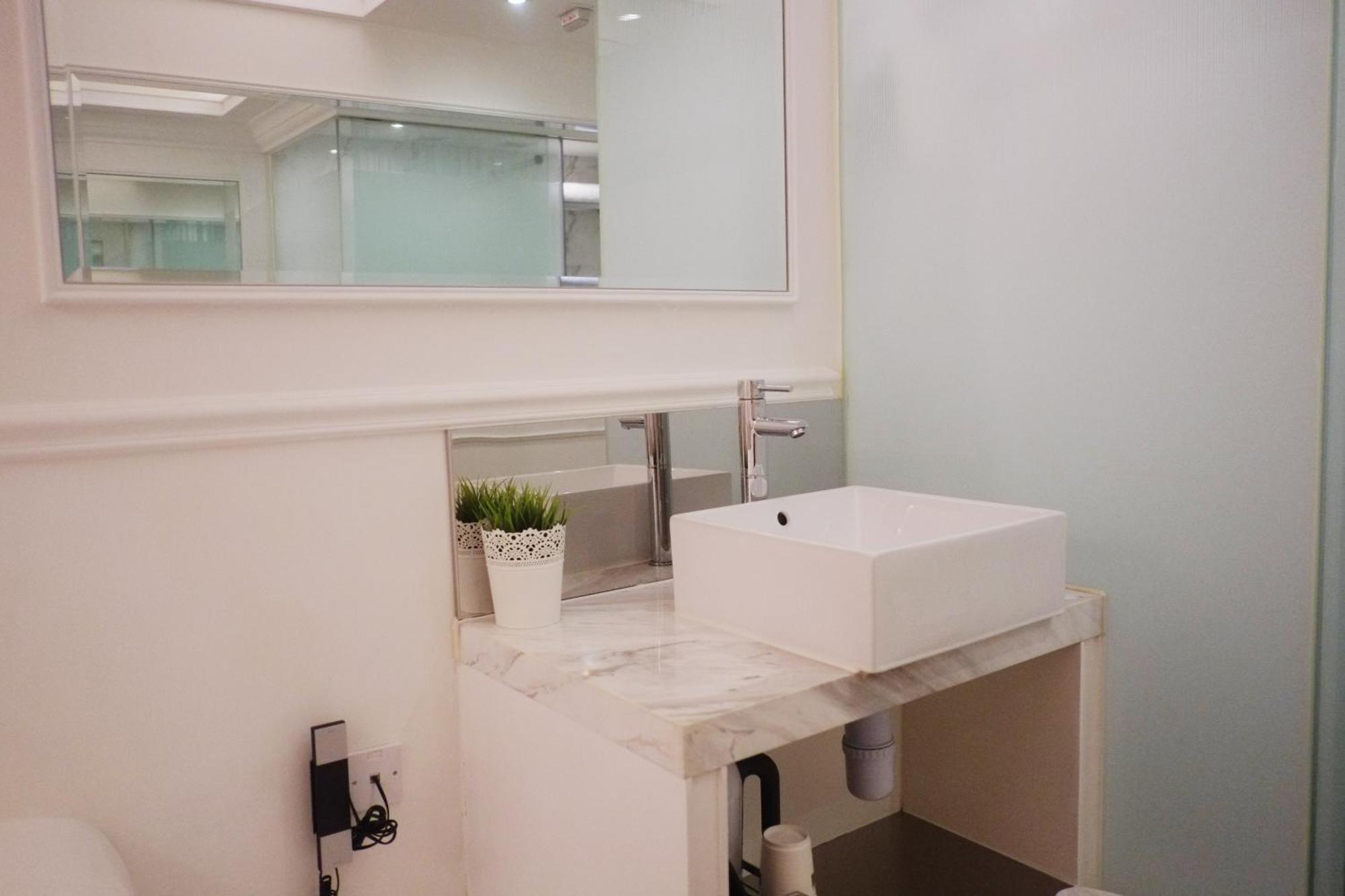 Mini Twin Room