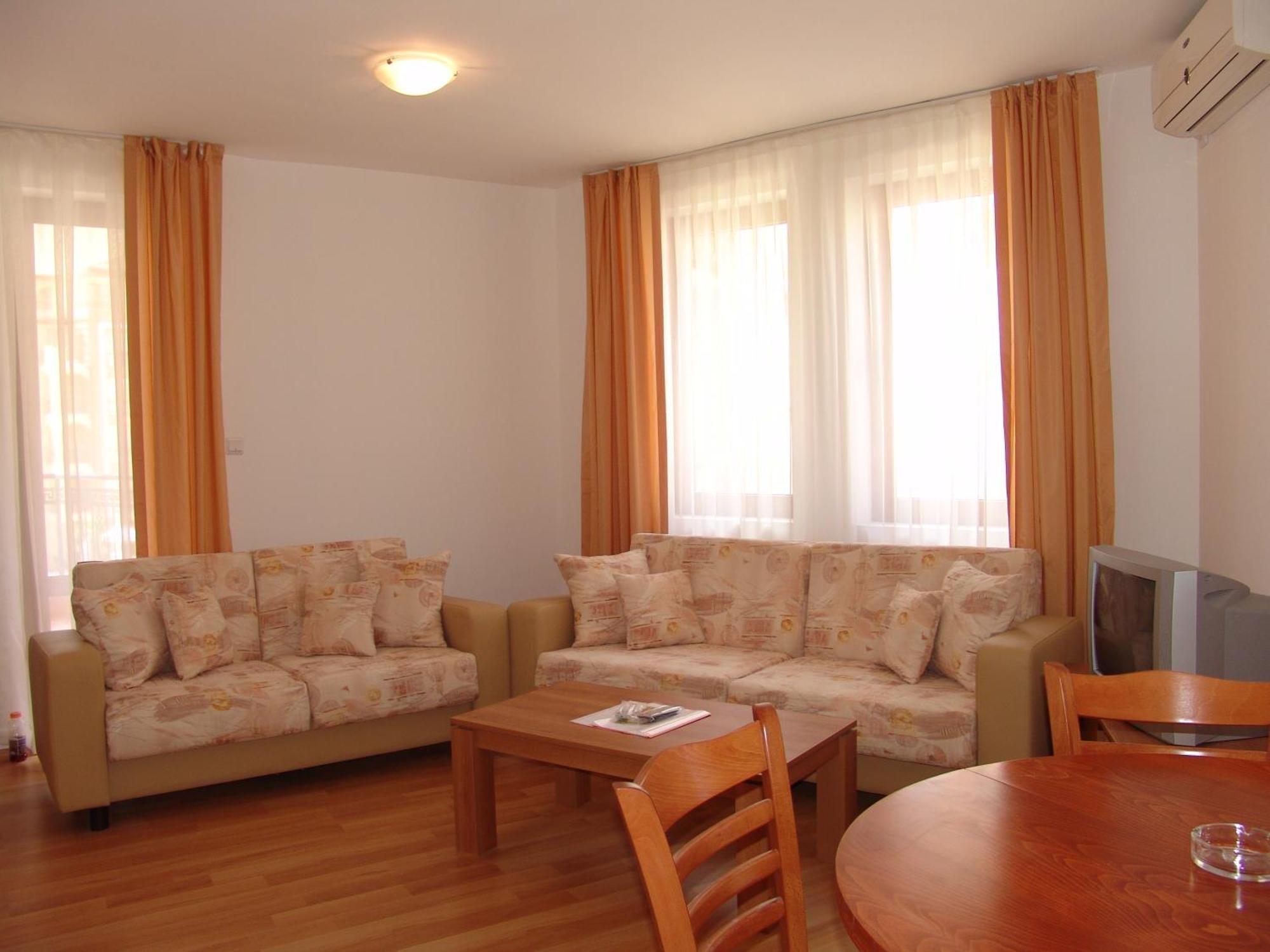 Apartament z 1 sypialnią i balkonem (2 osoby dorosłe + 2 dzieci)