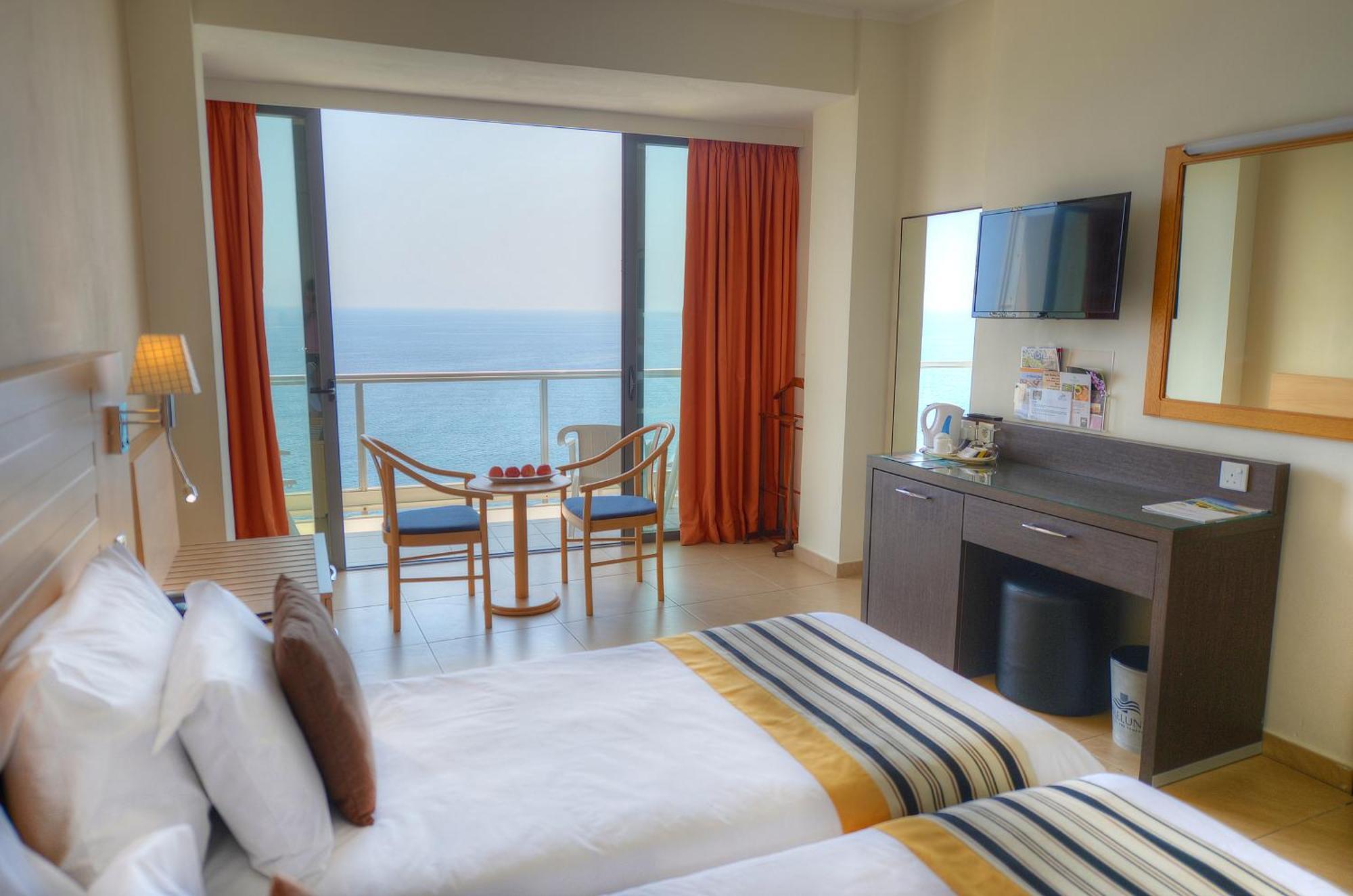Twin Room Sea View