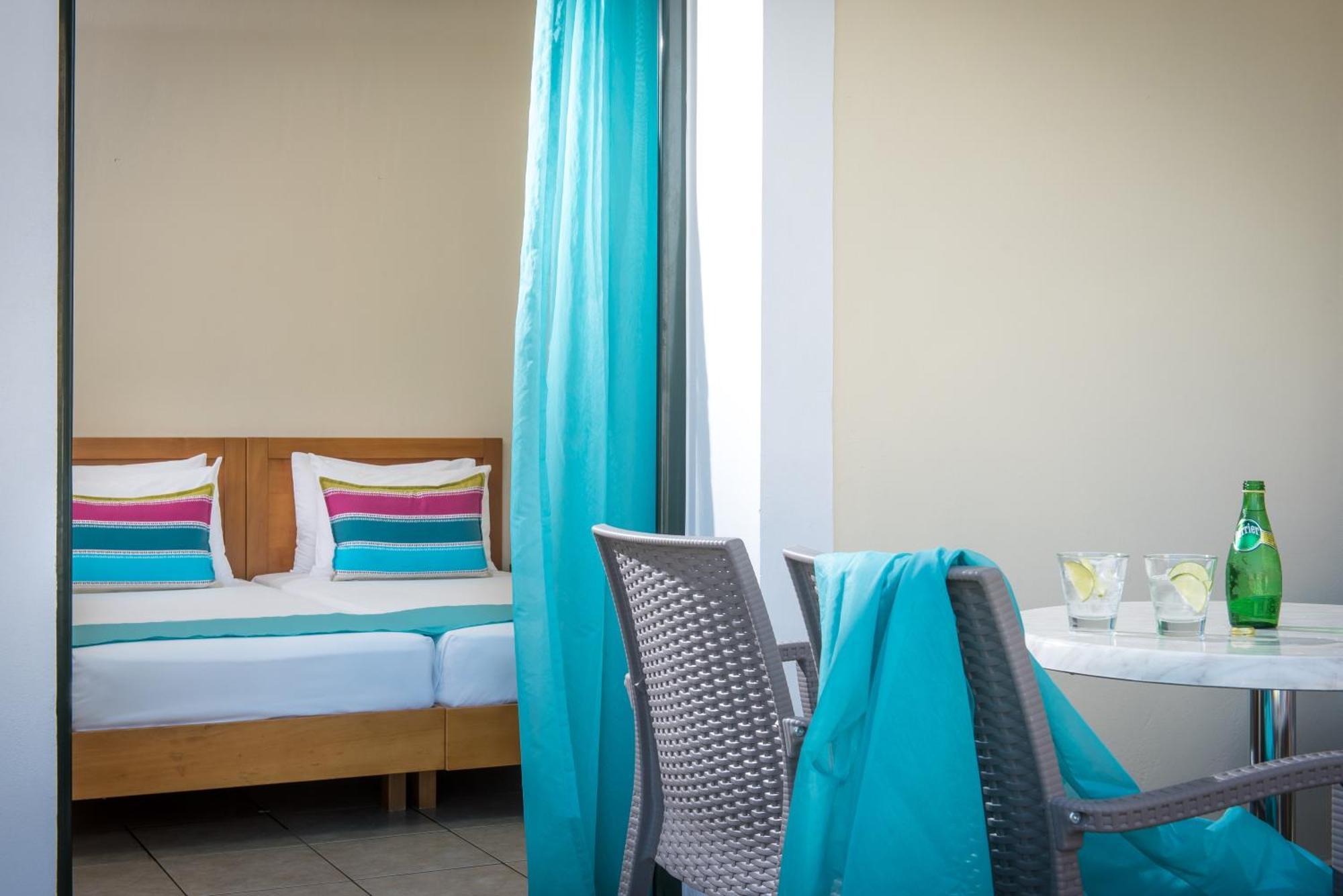 Superior One-Bedroom Apartment