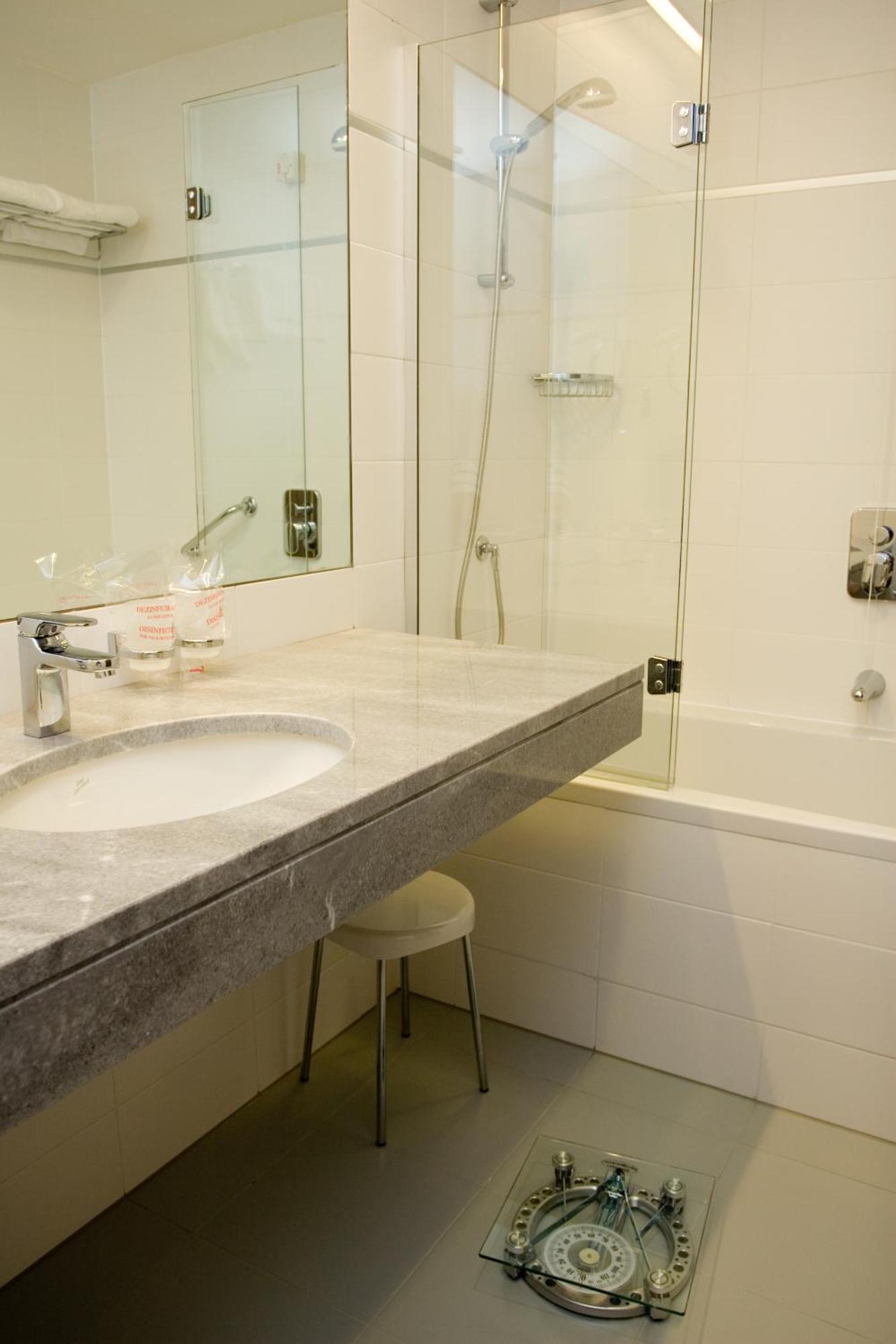 Queen Suite Sea View