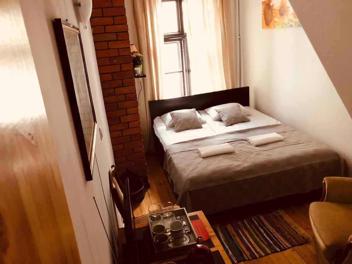 Double Room with Private External Bathroom,694616337:JPEG