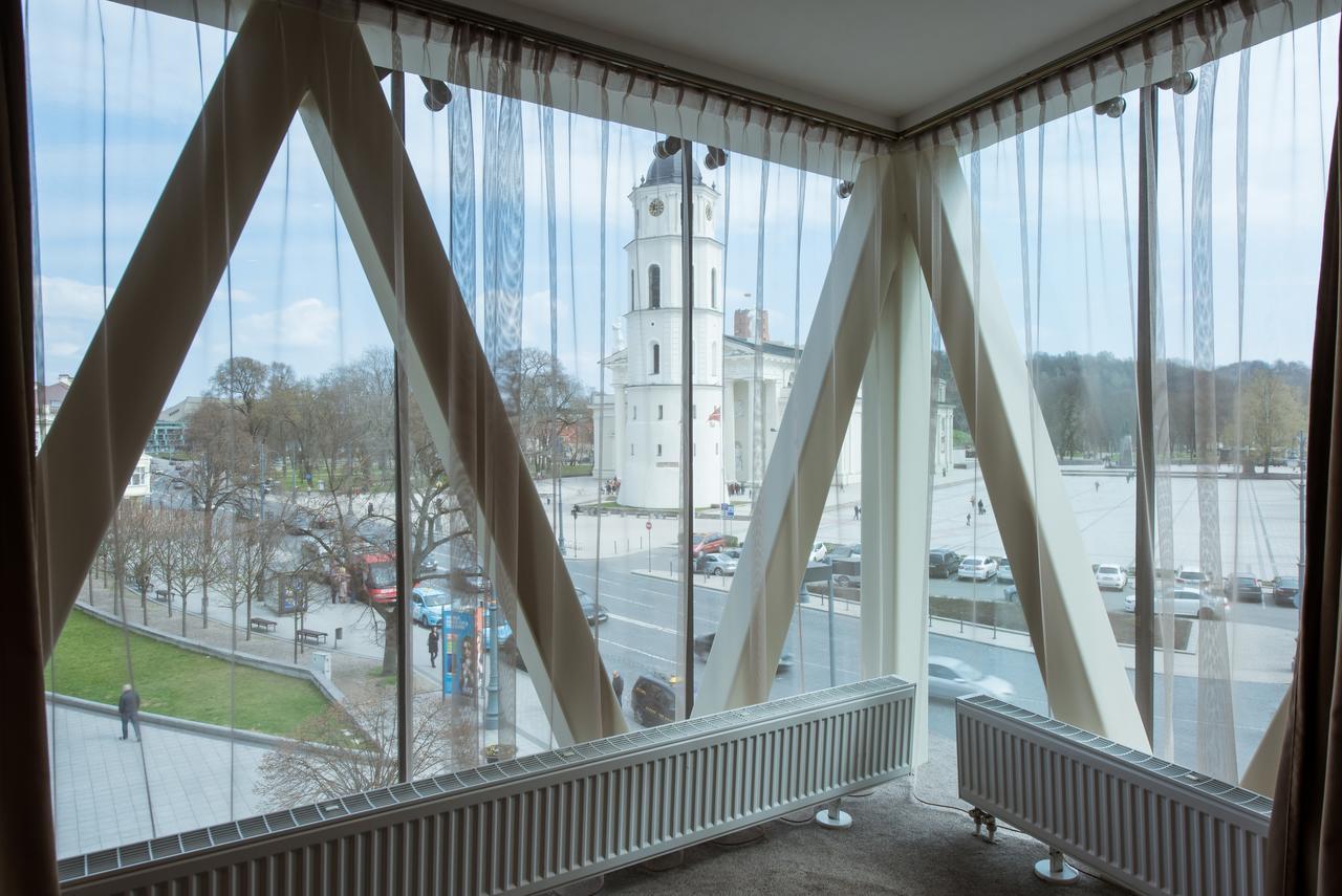 Deluxe Studio Suite Cathedral View