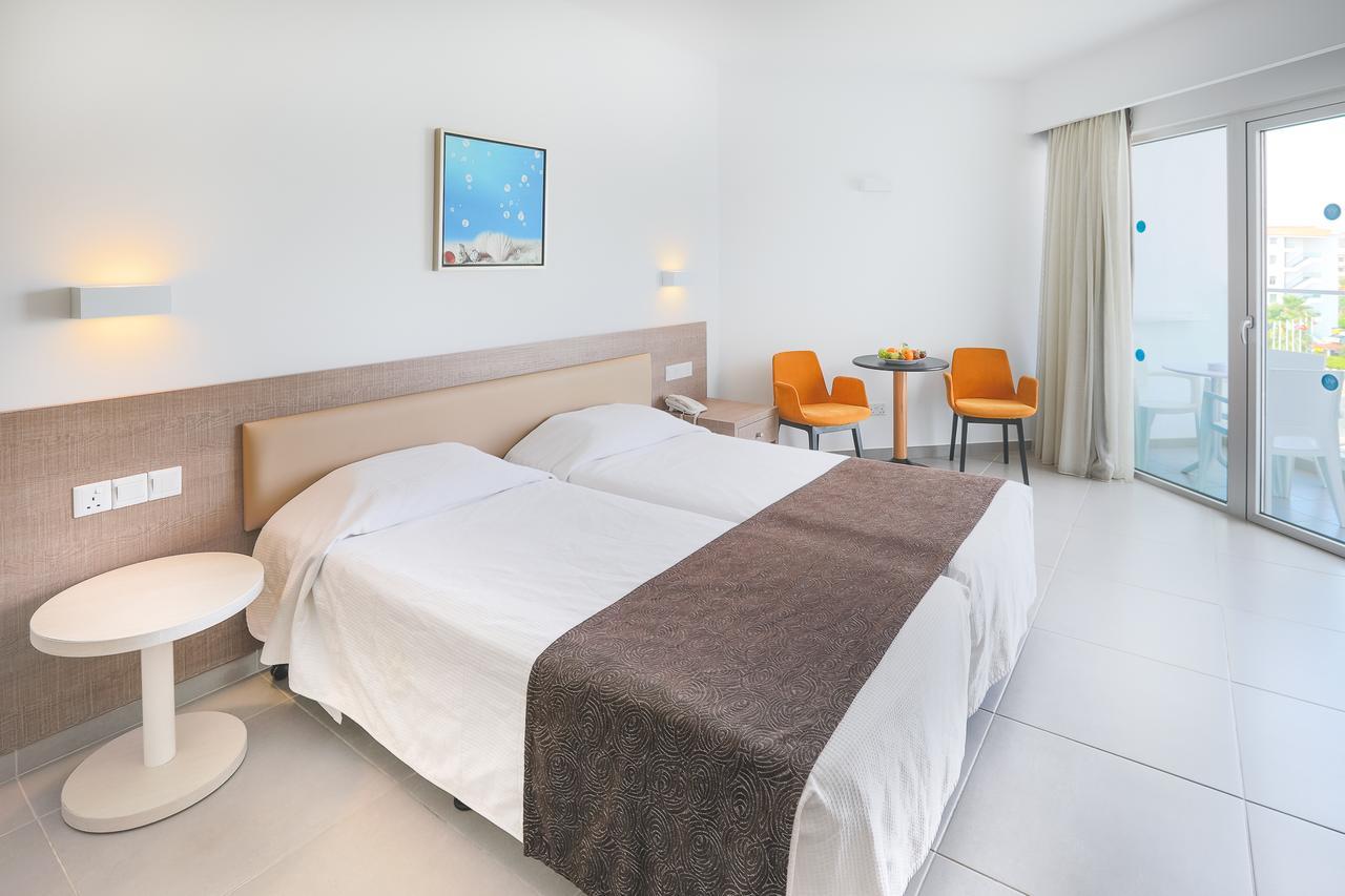 Double or Twin Room City View