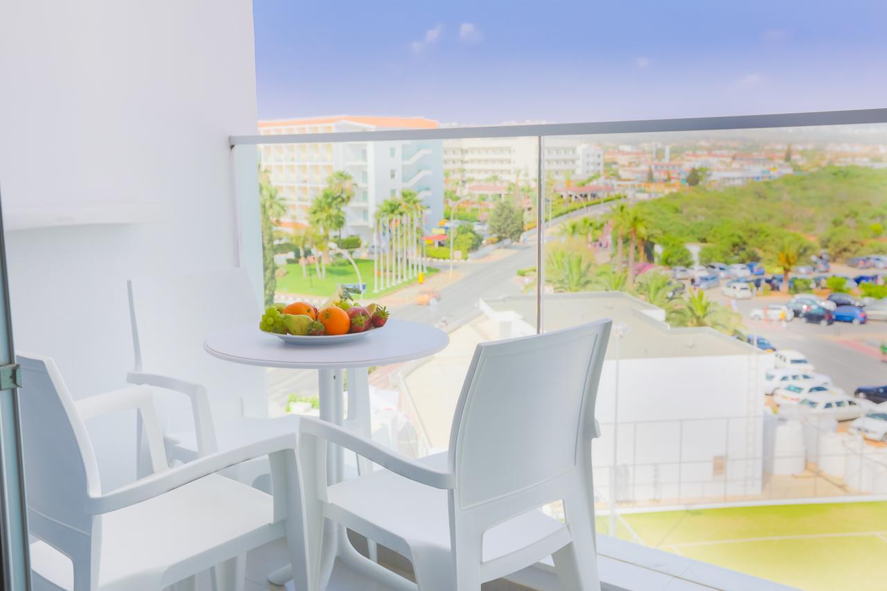 Double or Twin Room City View