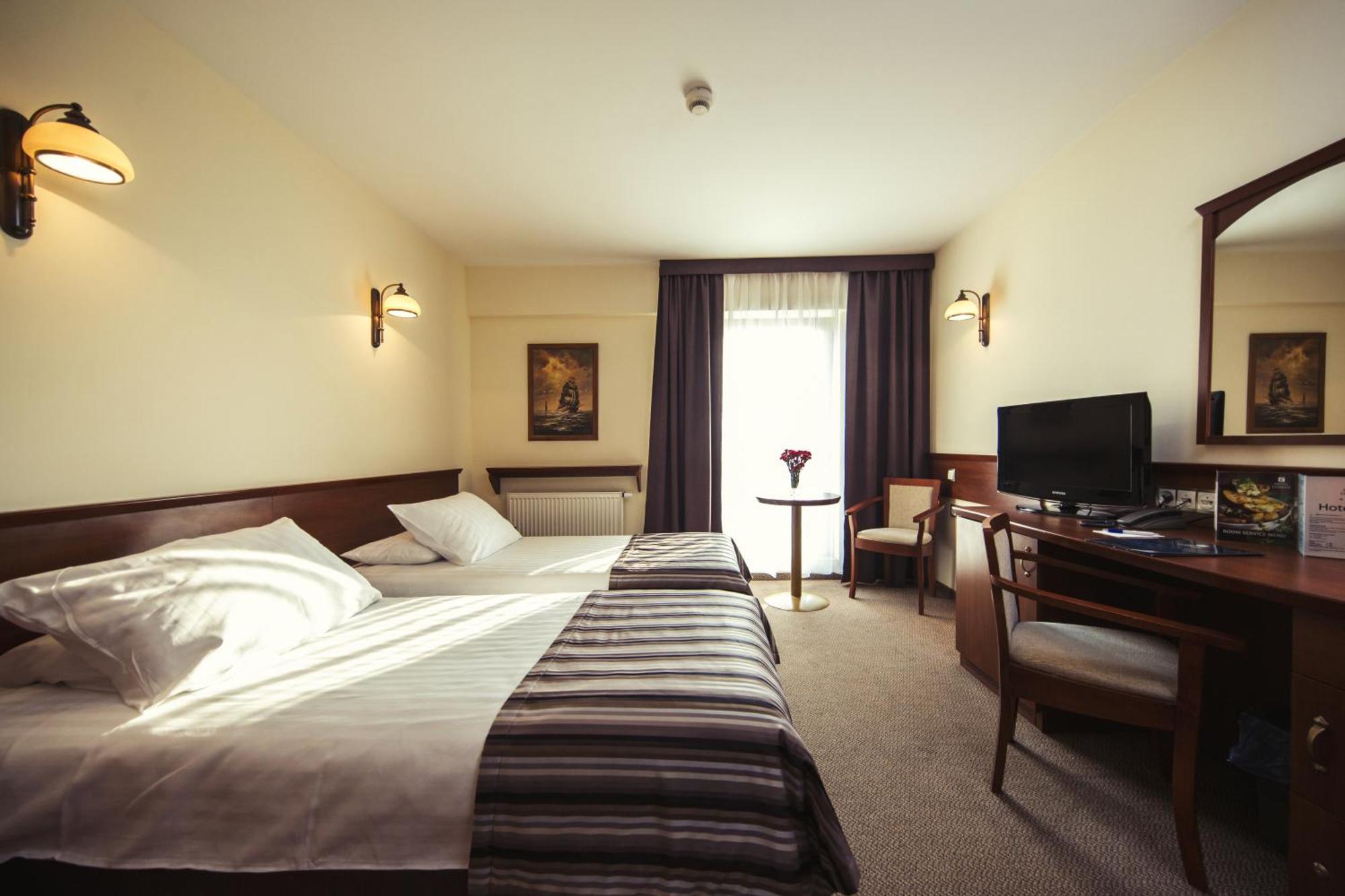 Double or Twin Room,697925781:JPEG