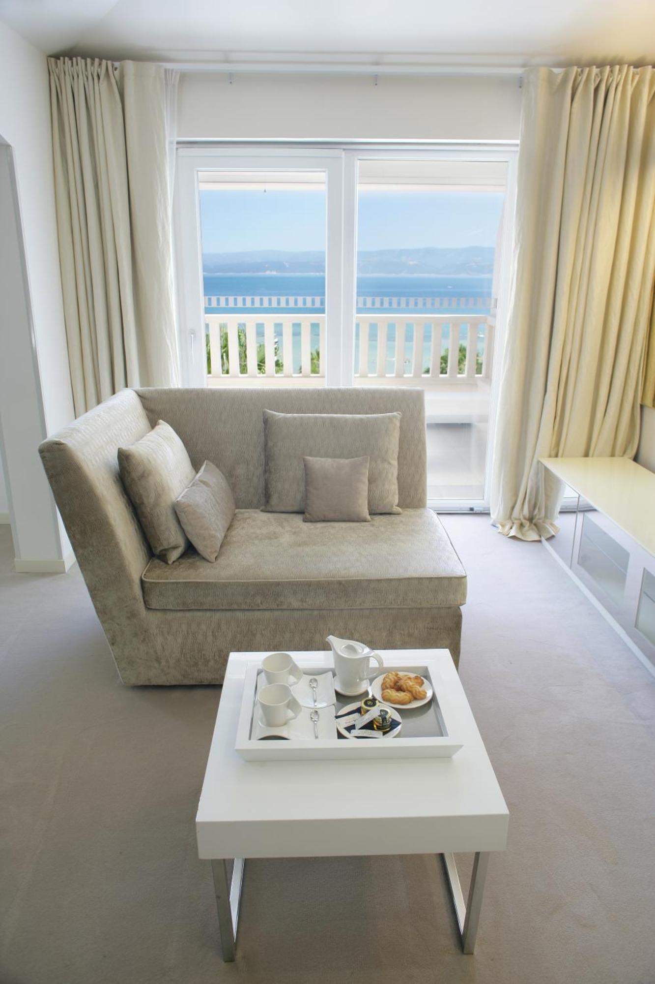 Executive Suite Terrace Sea View Whirlpool