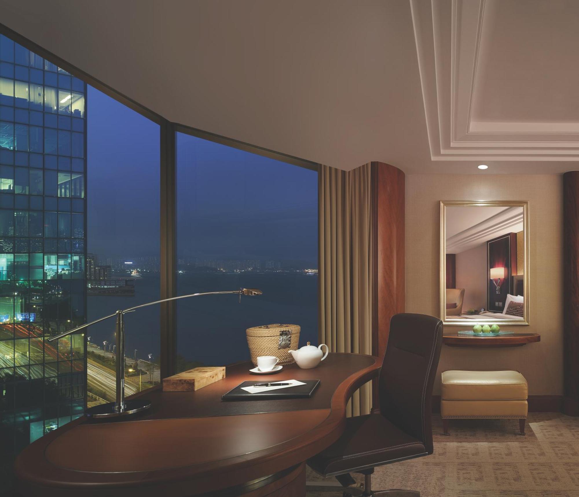Horizon Club Side Harbour View Twin Room Horizon Club Benefits