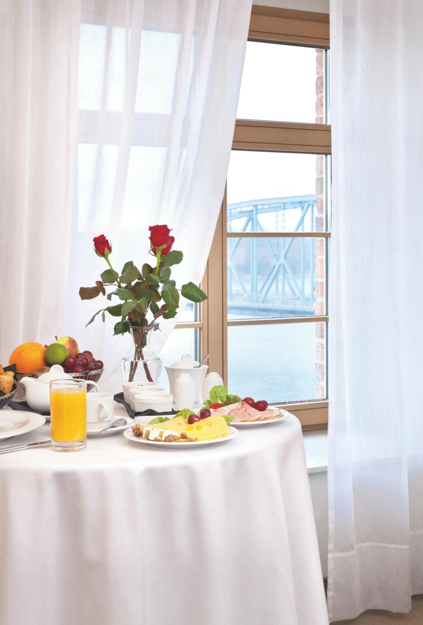 Deluxe Double Room,700121464:JPEG