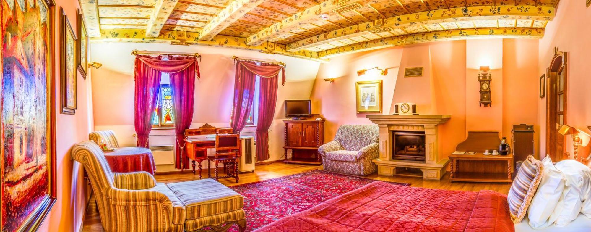 Apartament typu Junior Suite z kominkiem