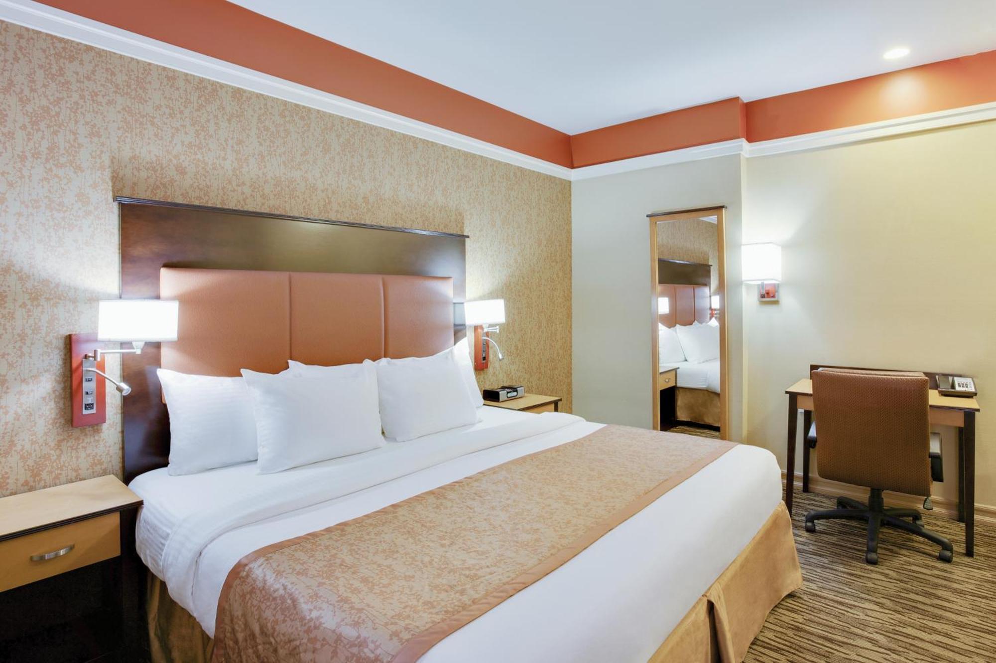 King Room - Non-Smoking,776054605:JPEG