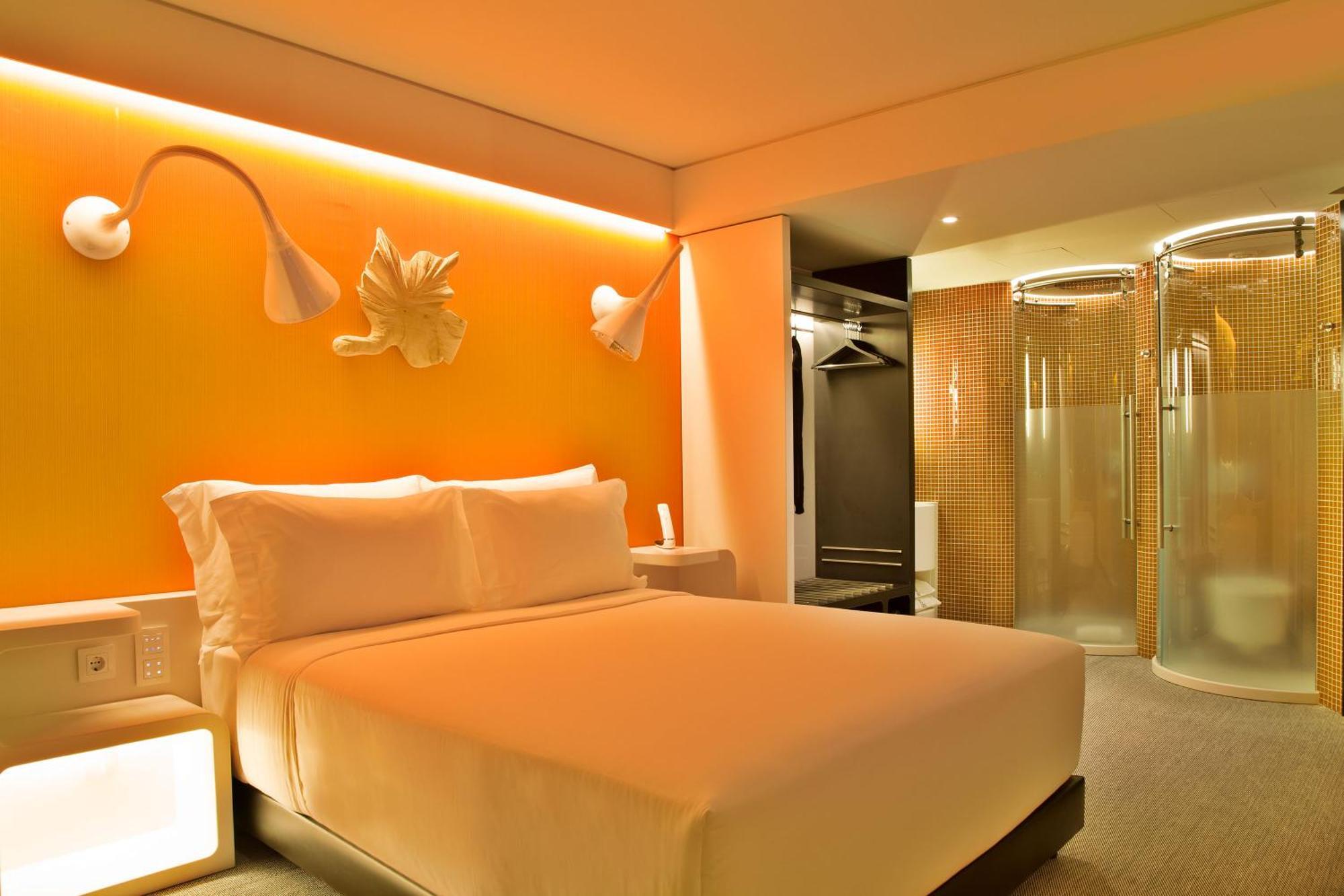 Deluxe Double or Twin Room City View