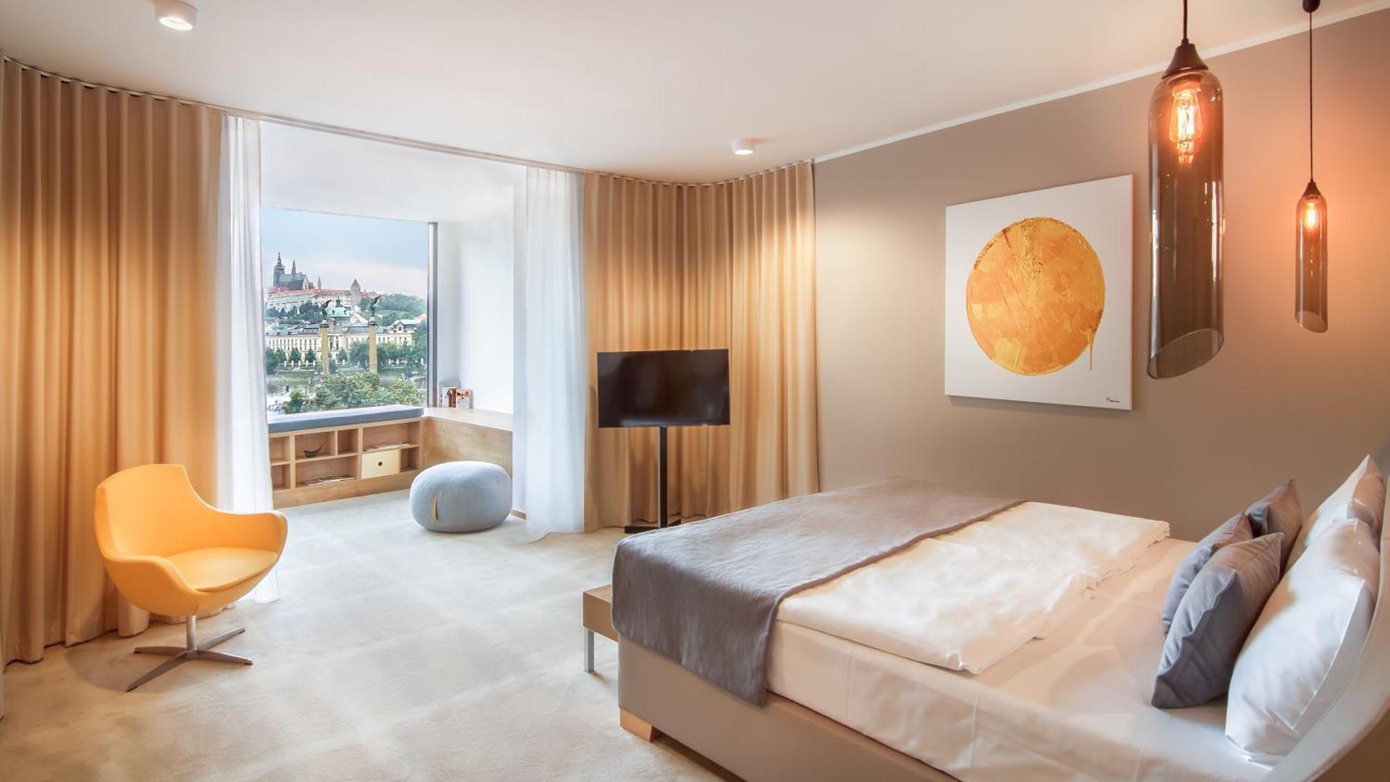 Deluxe Double or Twin Room with Castle View,746780975:JPEG