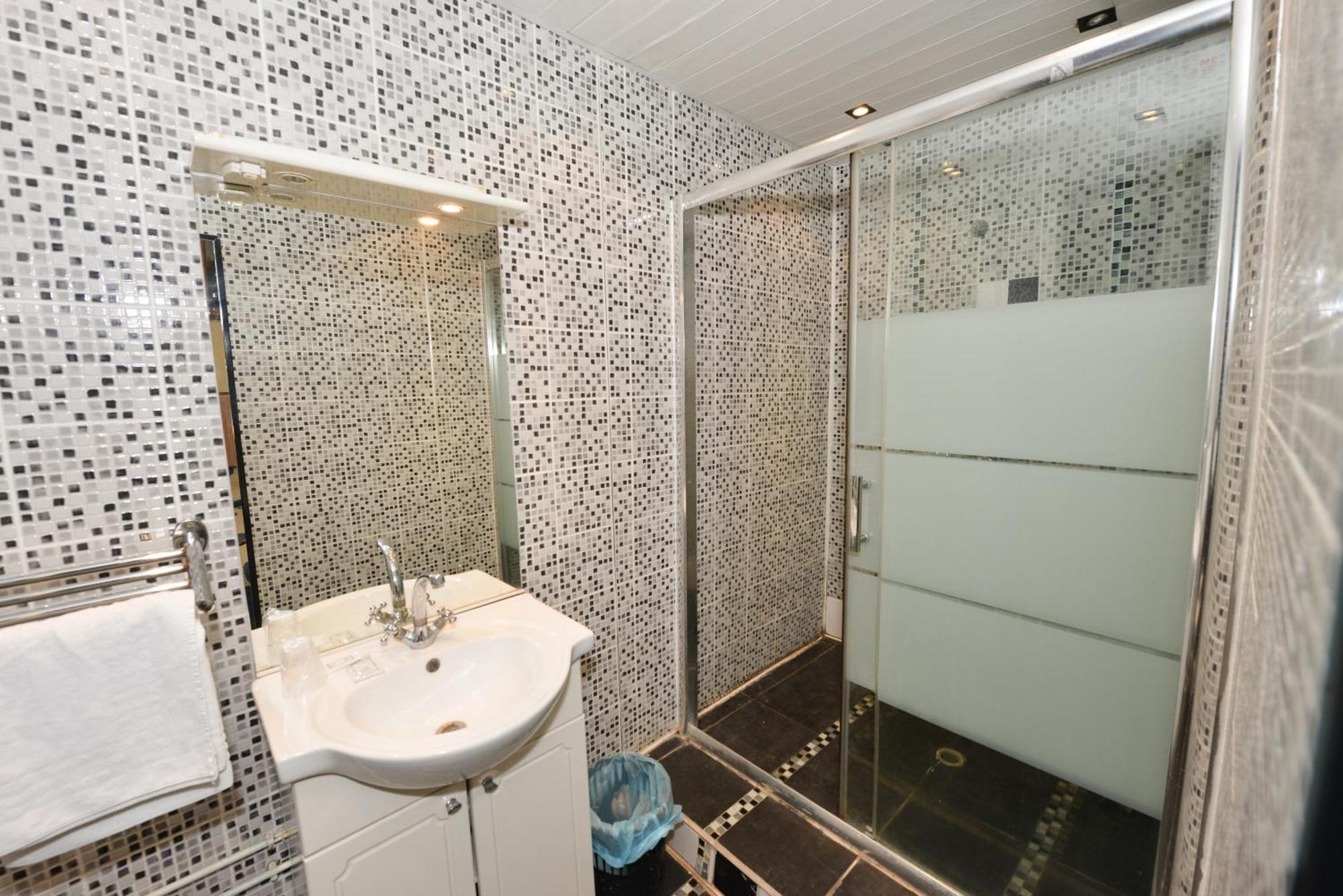 Standard Double Room,912281944:JPEG