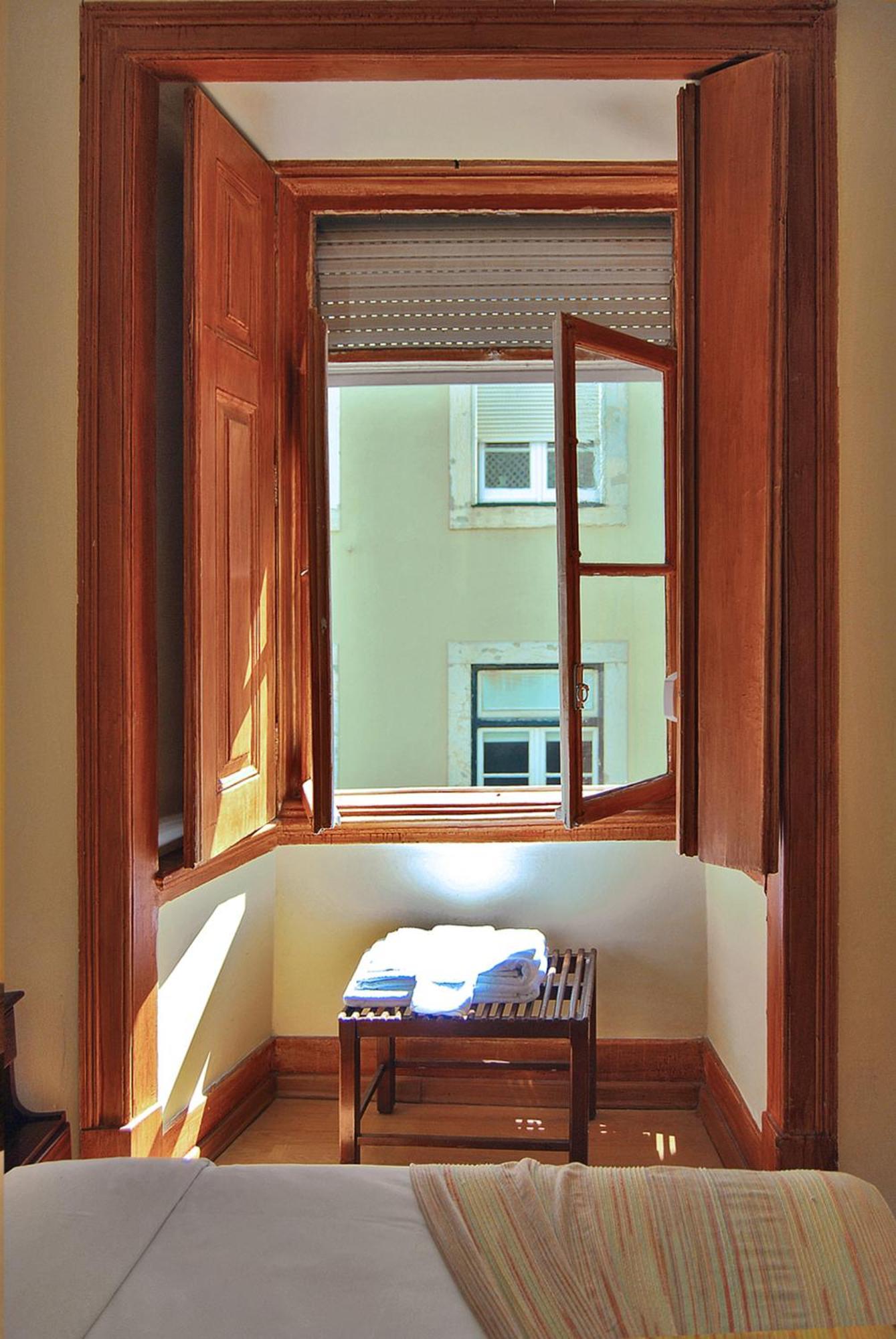 Budget Double Room Shared Toilet