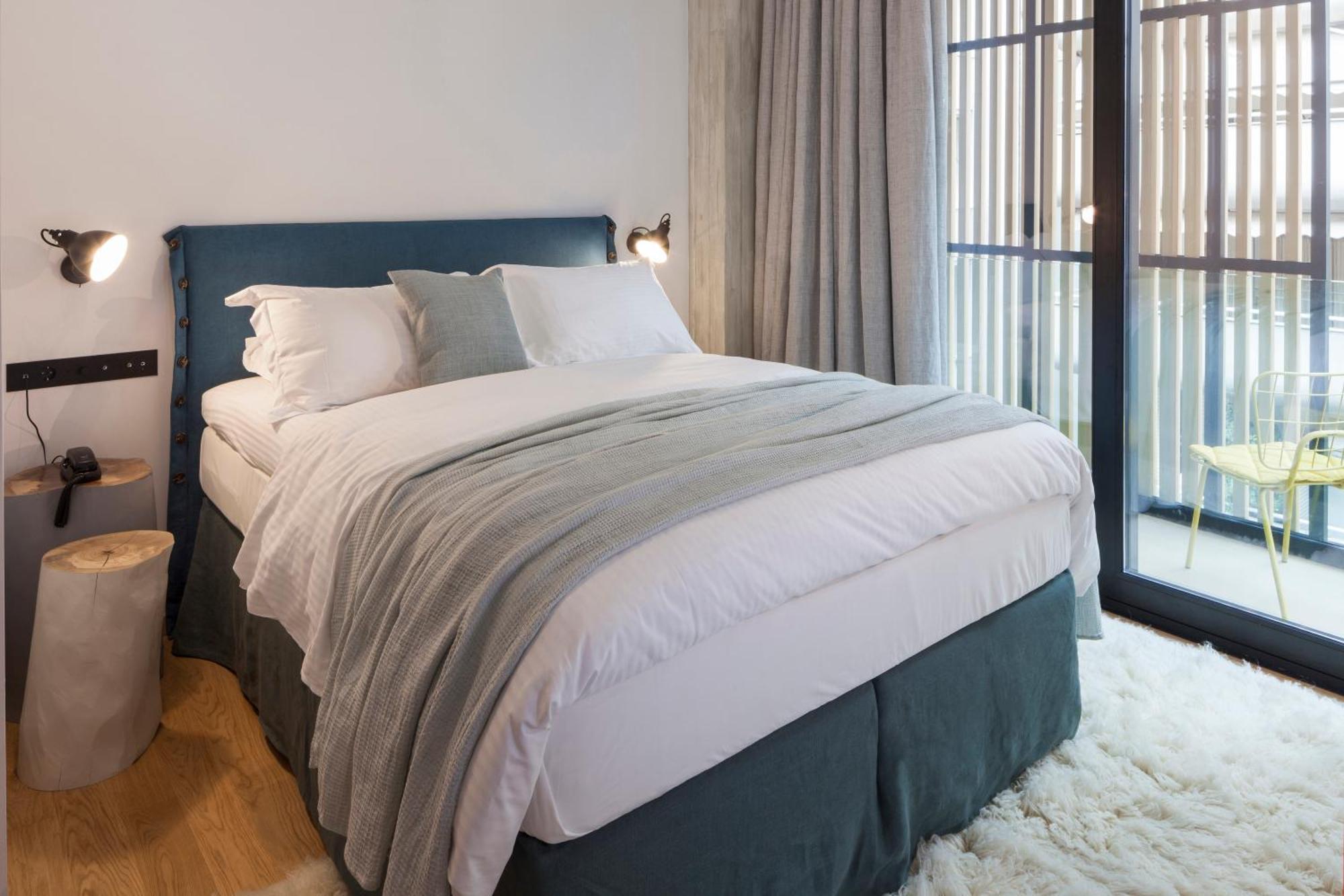 Double Room City View Boulevard
