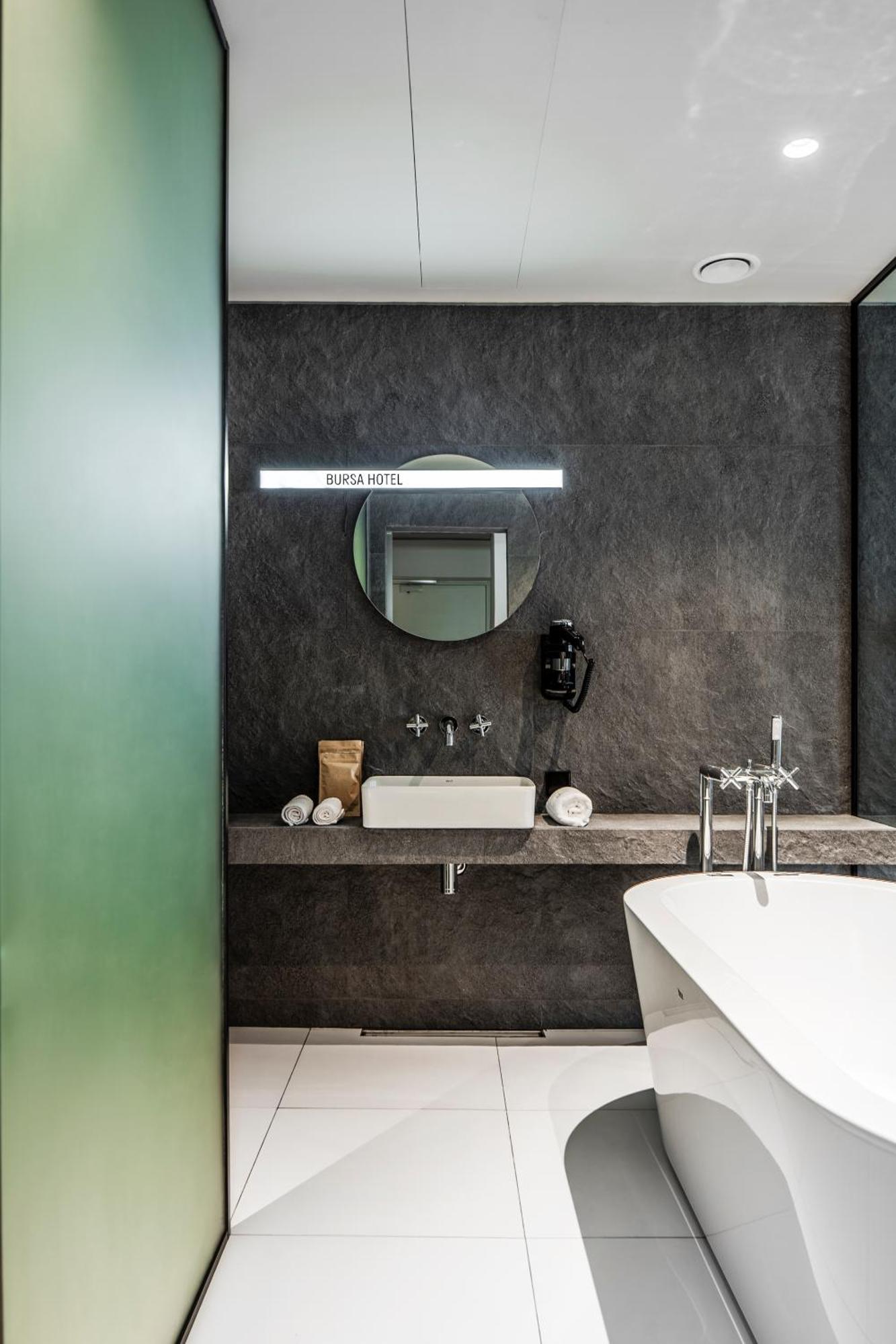 Deluxe Junior Suite