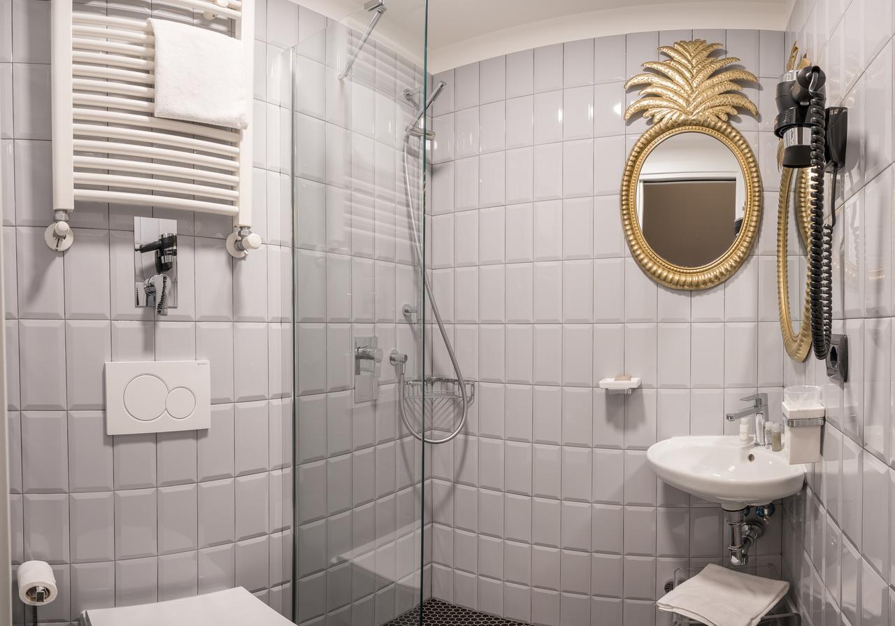 Mały pokój jednoosobowy