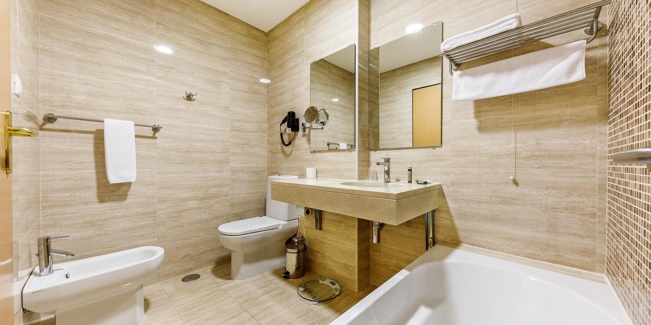 Triple Room,1446231841:JPEG
